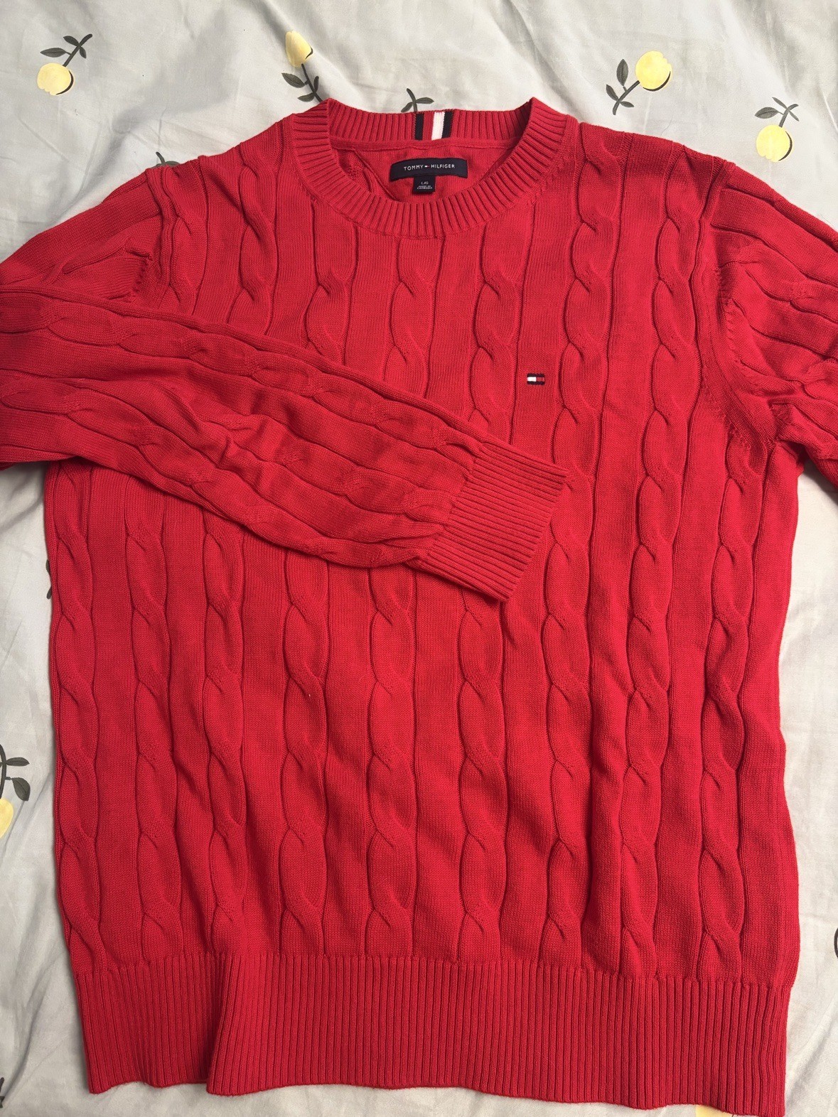 Tommy Hilfiger red cable-knit sweater — size L (like new)