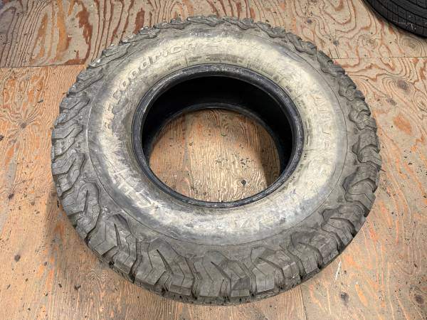 1 X single 285/75/16 LT 126/123R BFG All Terrain T/A KO2 w 55% - photo 5