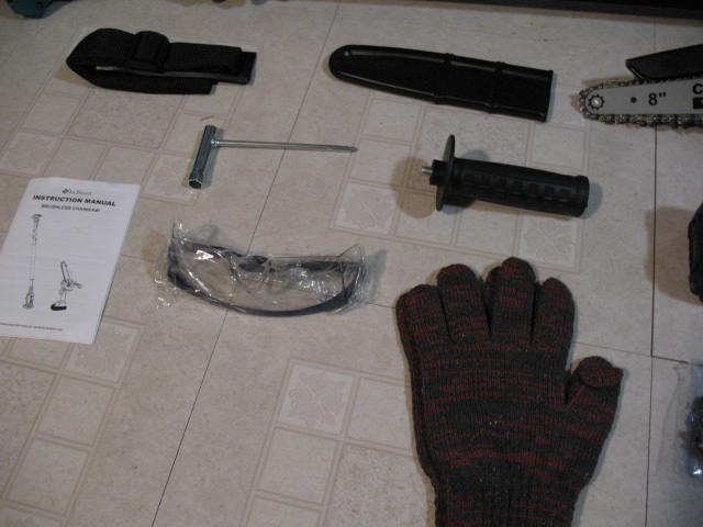 2 in 1 Pole Saw and 8 Inch Mini Chainsaw, BRAND NEW - photo 5