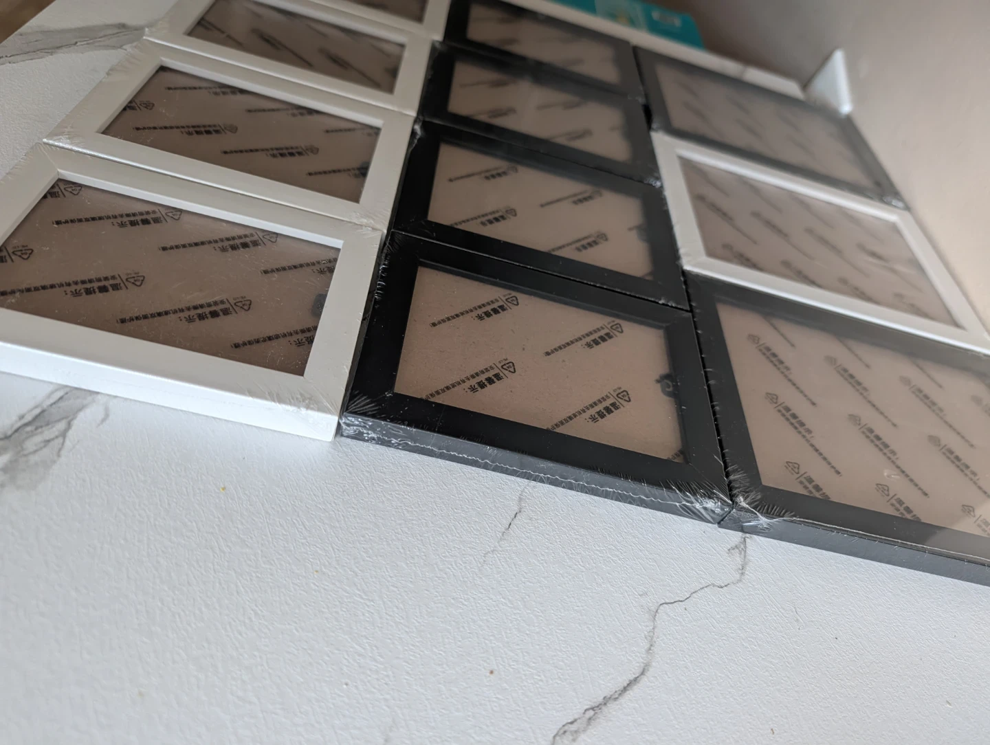 Set of 11 Photo Frames (Black and White) - photo 3