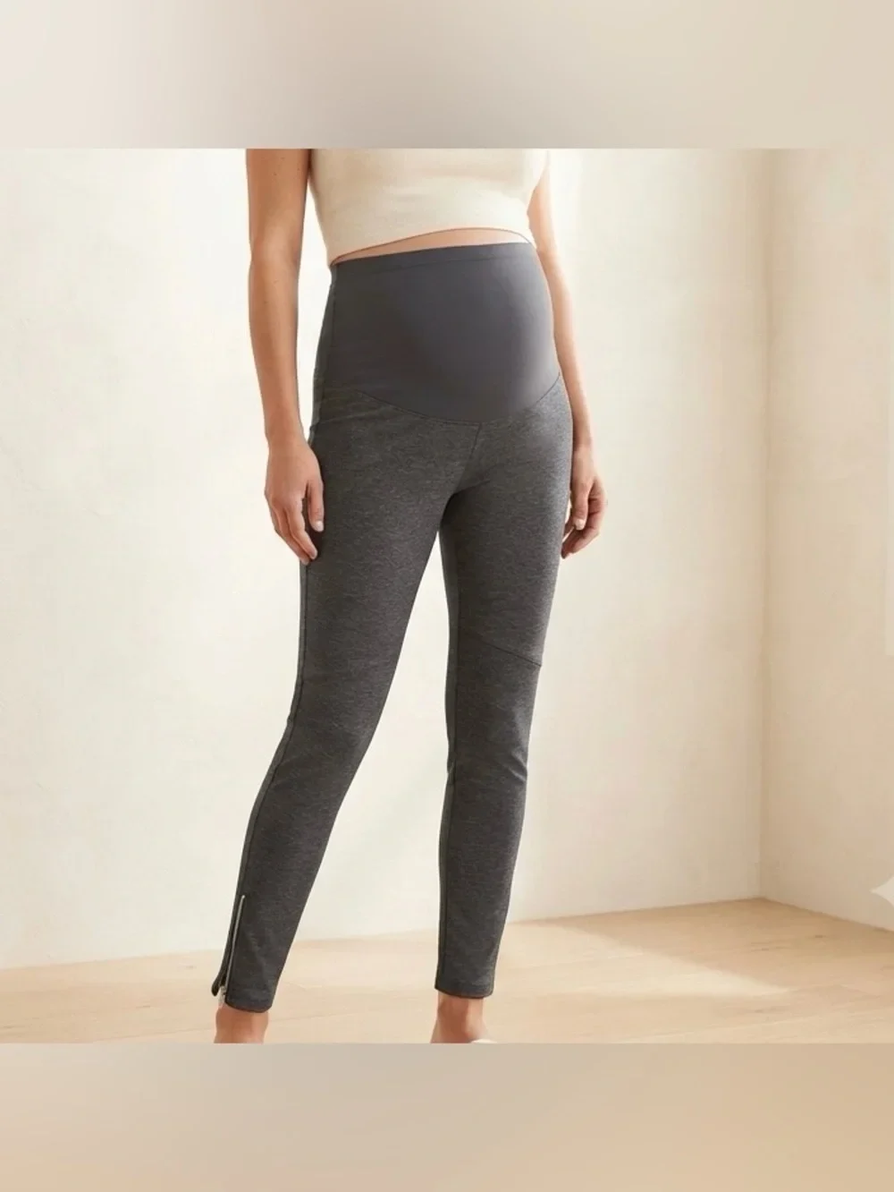 Liz Lange Maternity Over Bump Dress Pants Zippered Ankles Sz S