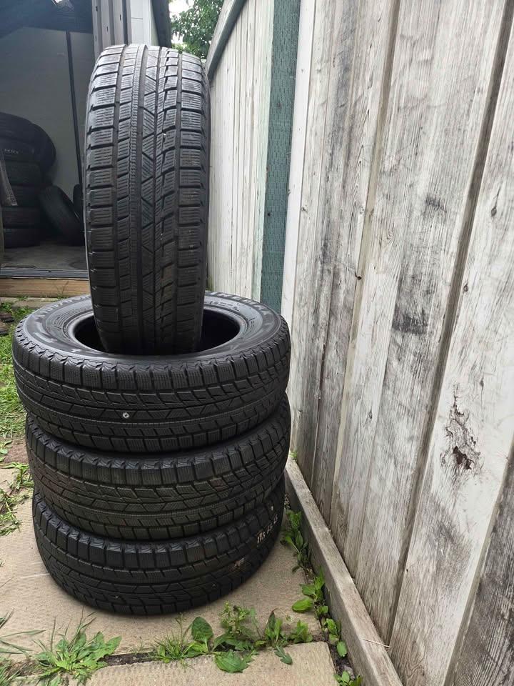 Set of 4 Firemax FM805 Winter Tires