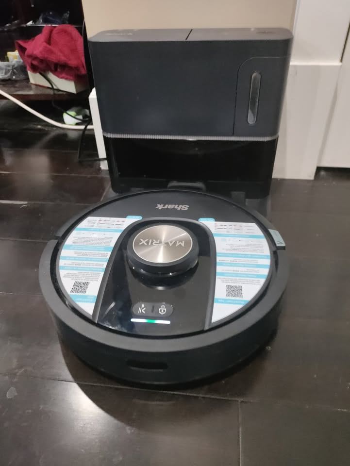 Shark Matrix Robot Vacuum, No Spots Missed, Precision Mapping - photo 2