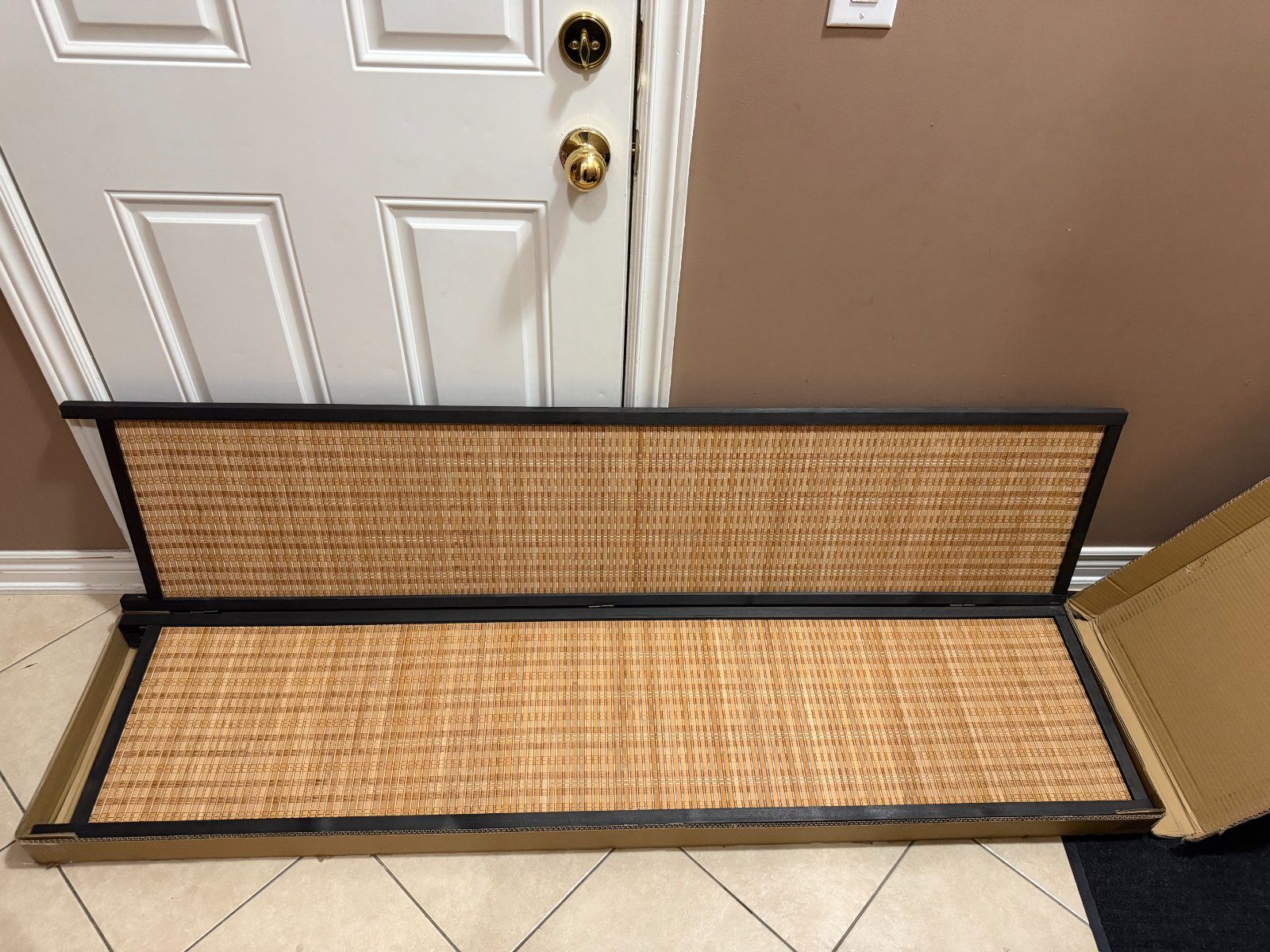 MSRP $200 NEW 4 Panel Bamboo Folding Freestanding Room Divider - photo 4