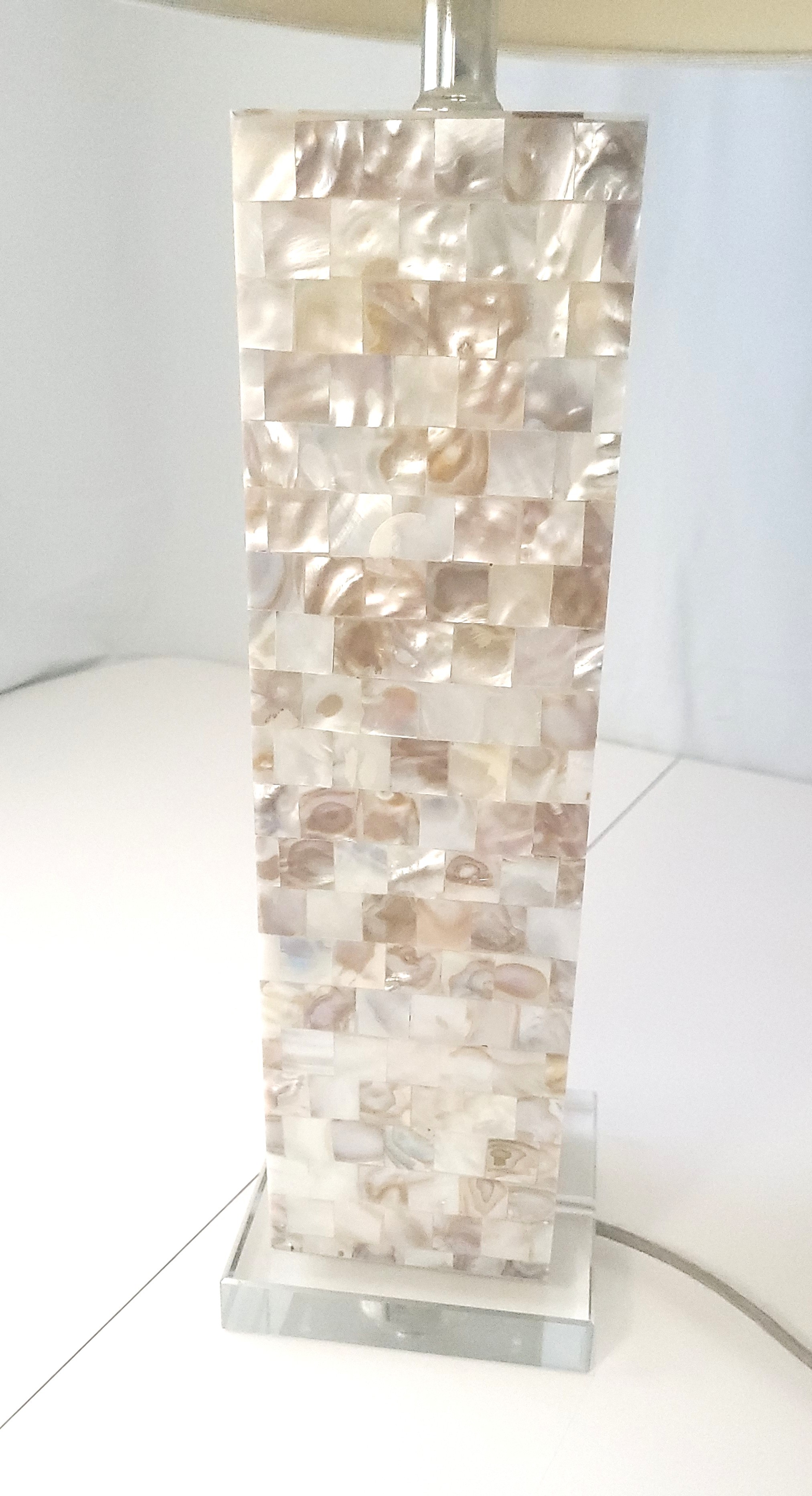 Pair of Safavieh Mother of Pearl Mosaic Column Table Lamps - photo 3