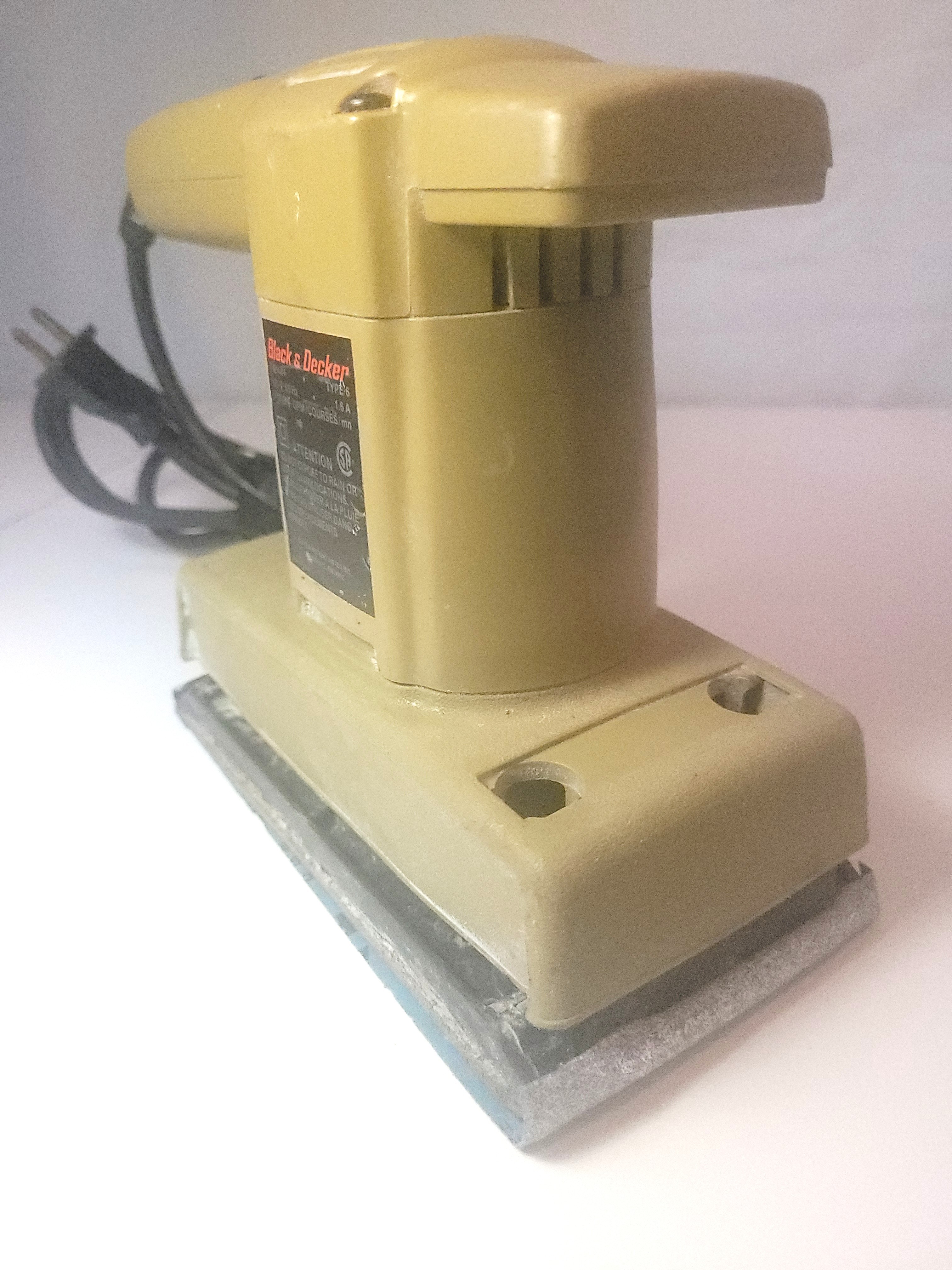 Black & Decker 1/3 Sheet Finishing Sander 740404 with Sand Paper - photo 5