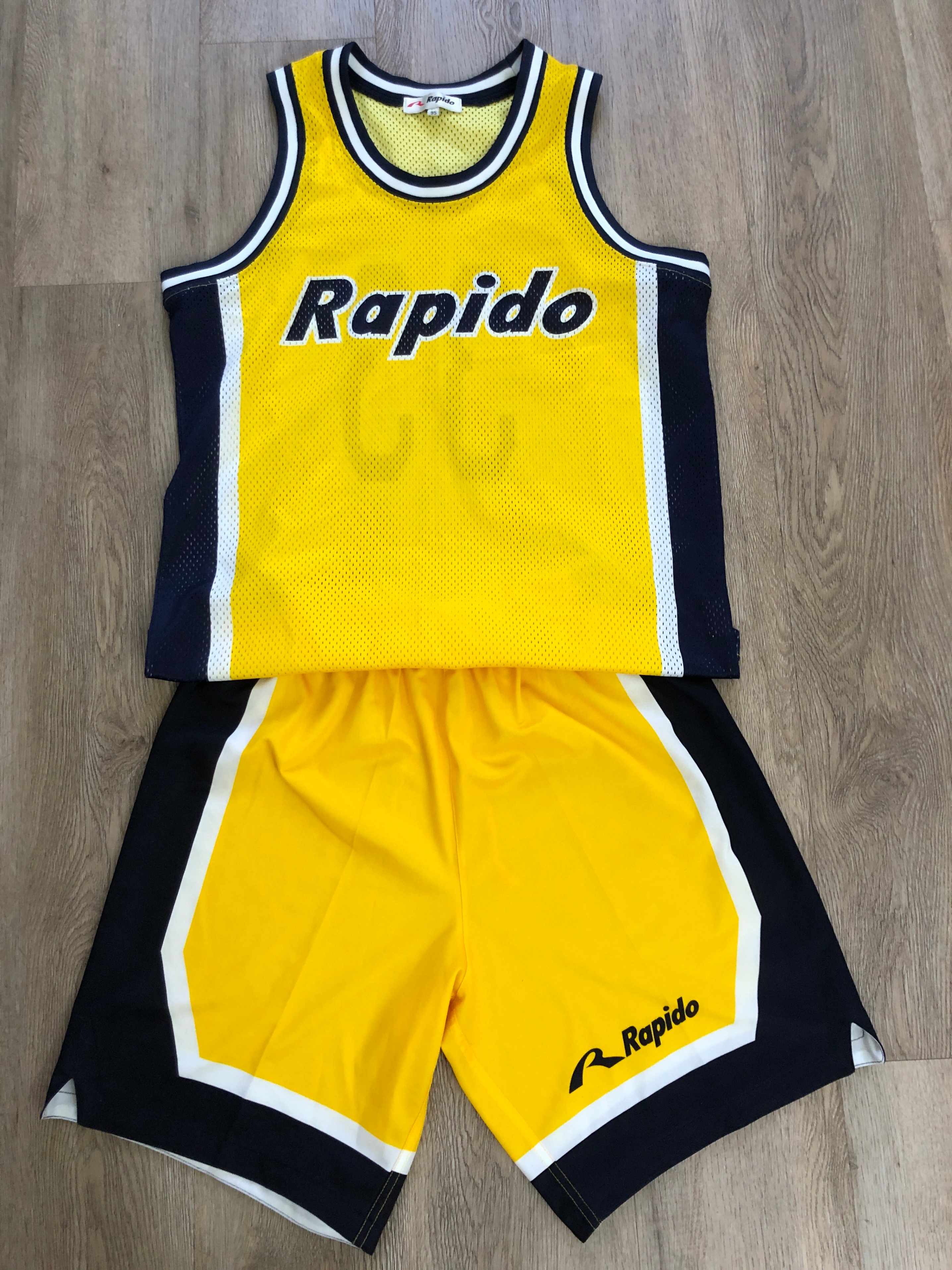 New! Rapido Basketball Jersey and Shorts Set
