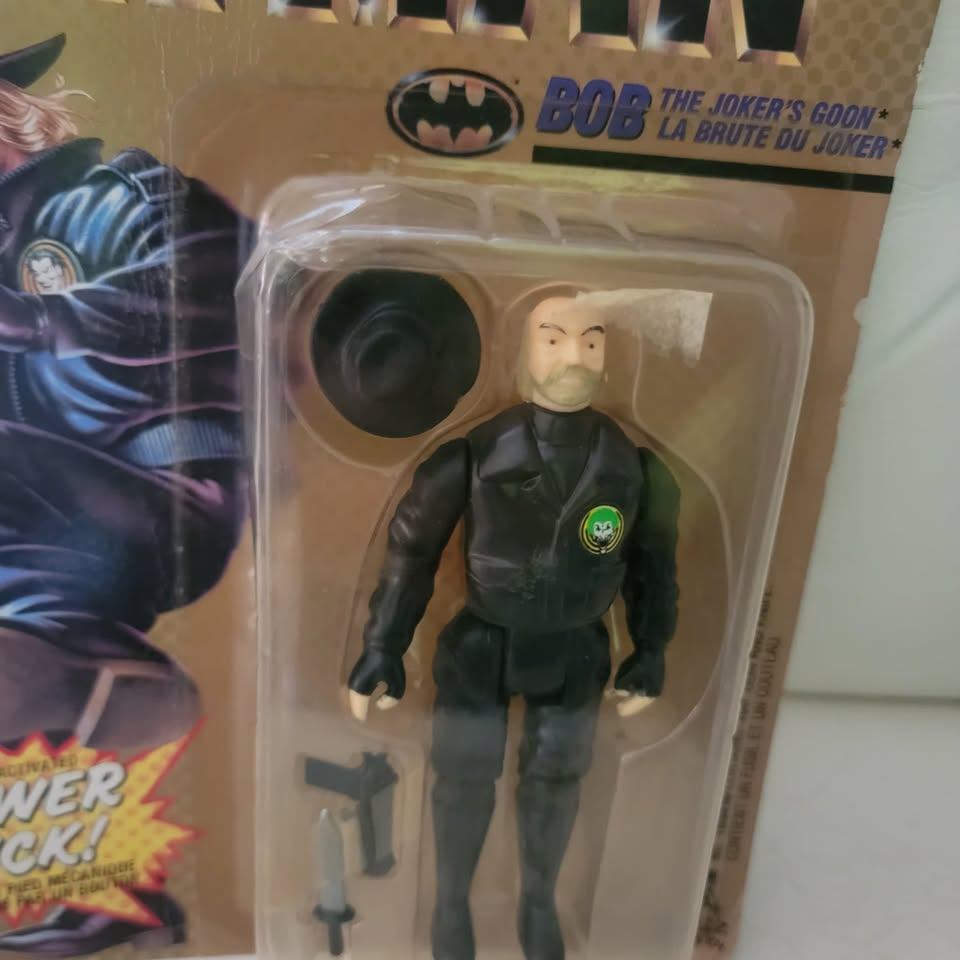 Vintage 1989 Batman Bob the Joker's Goon Figure — New on Card - photo 2