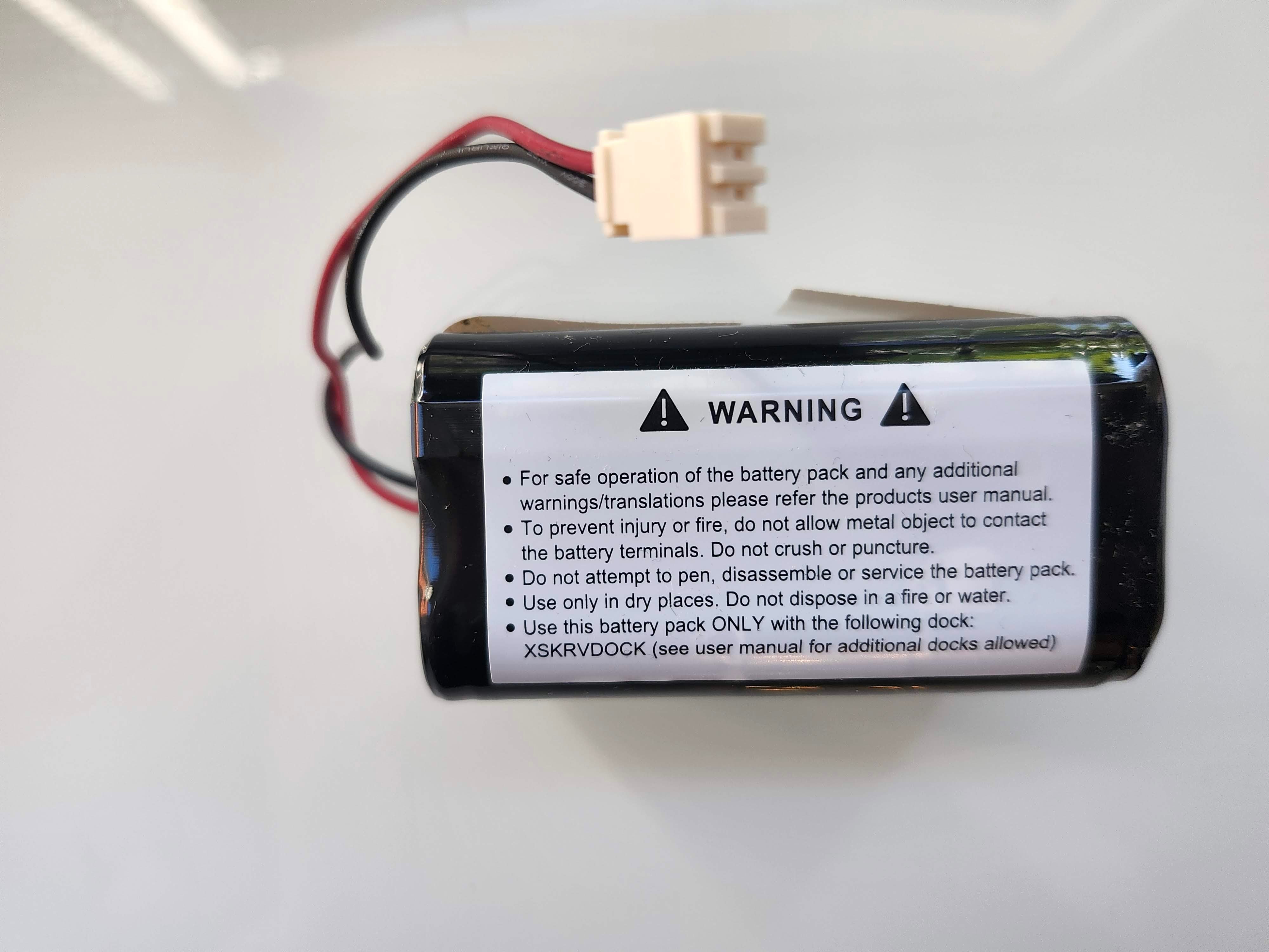 Like New Genuine Shark RVBAT850 Robot Vacuum Battery - photo 2