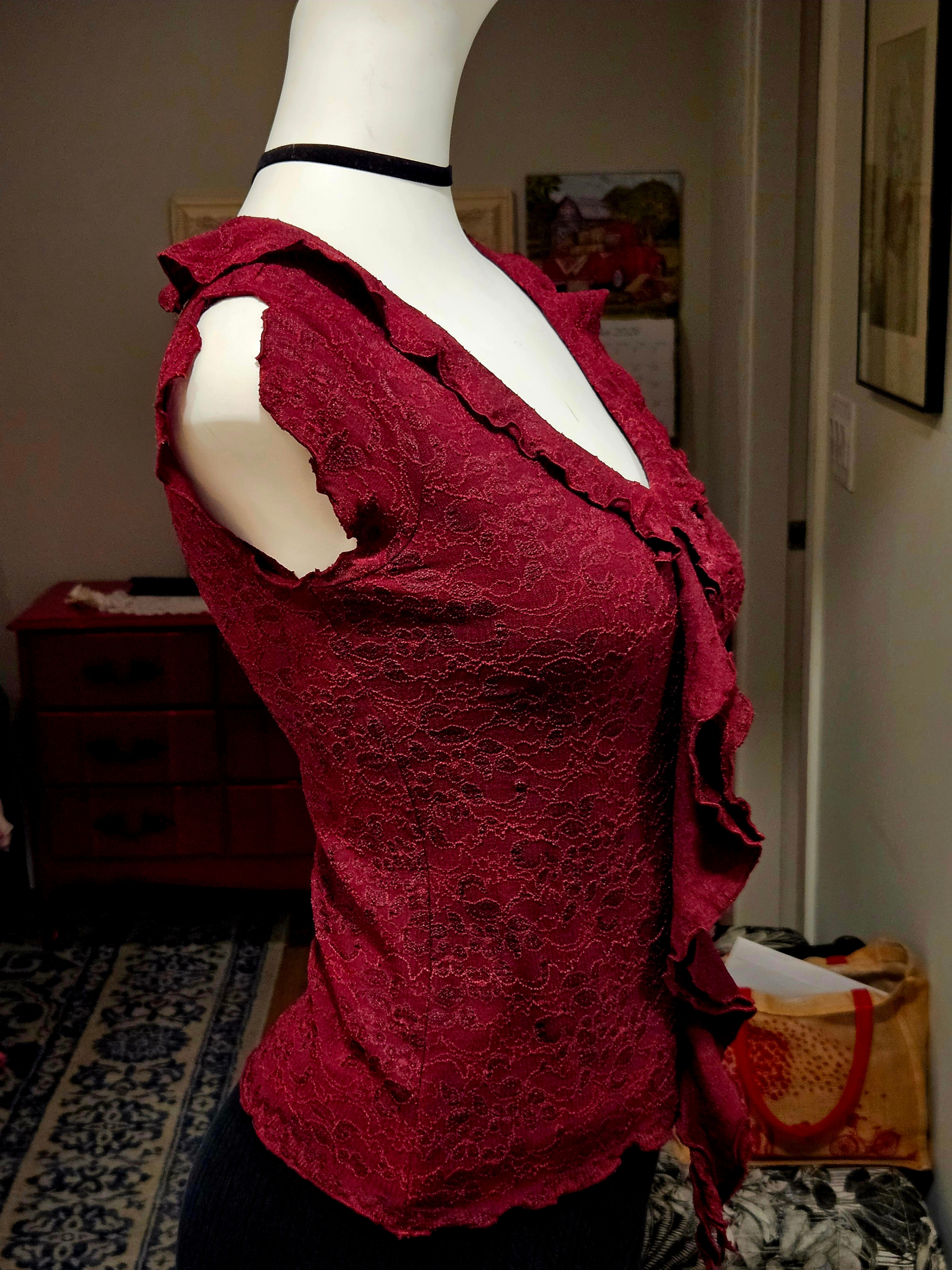 Burgandy lace mesh blouse with ruffle centre - photo 3