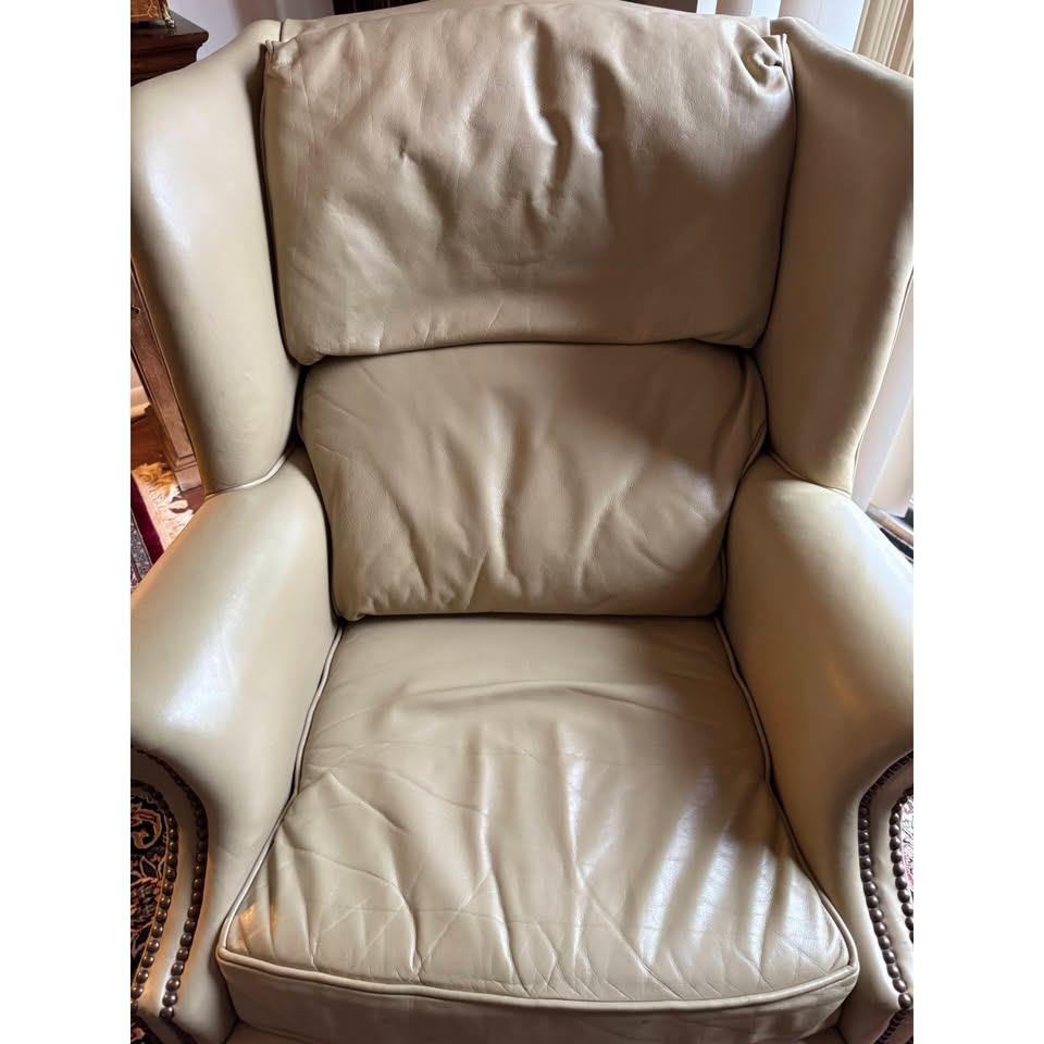 Classic Leather Mahogany Chippendale Wingback Chair - photo 2
