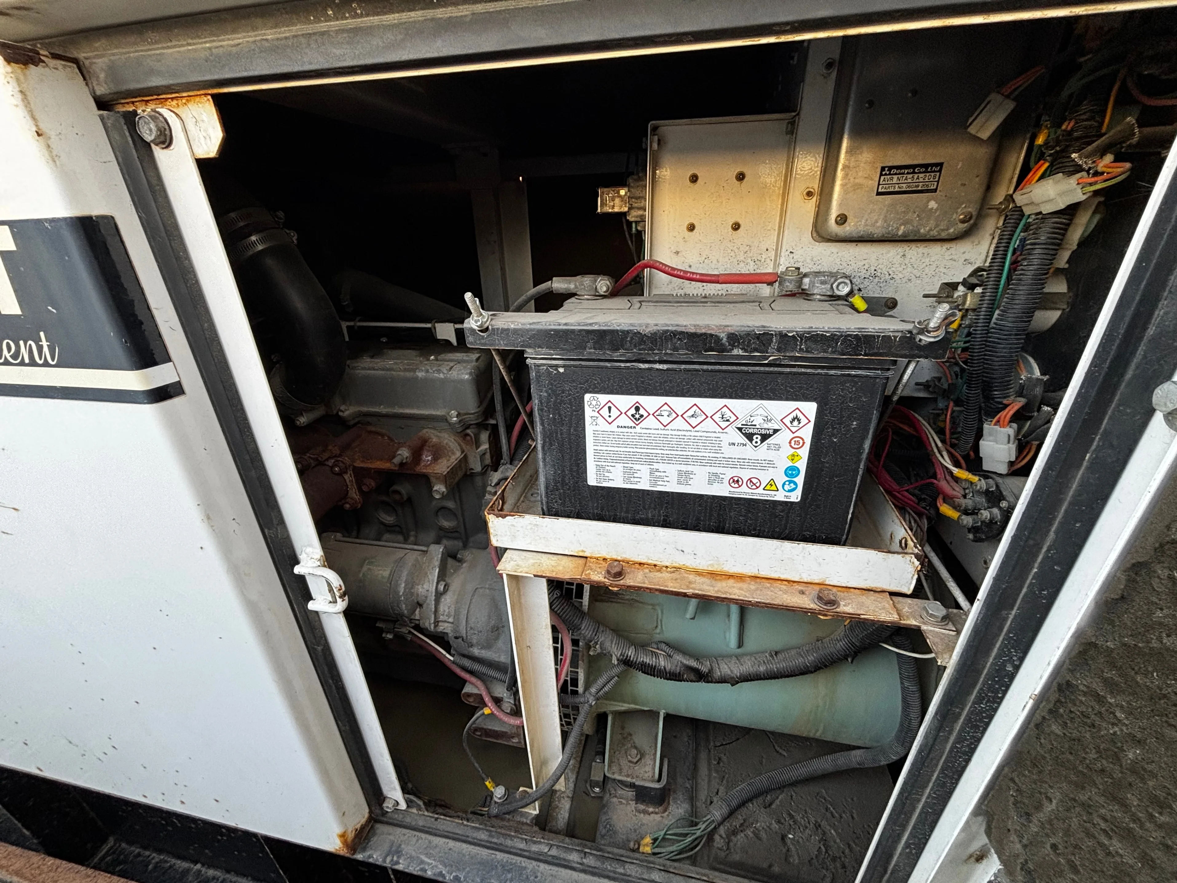 25KVA 20KW Diesel Generator (Towable) - photo 3