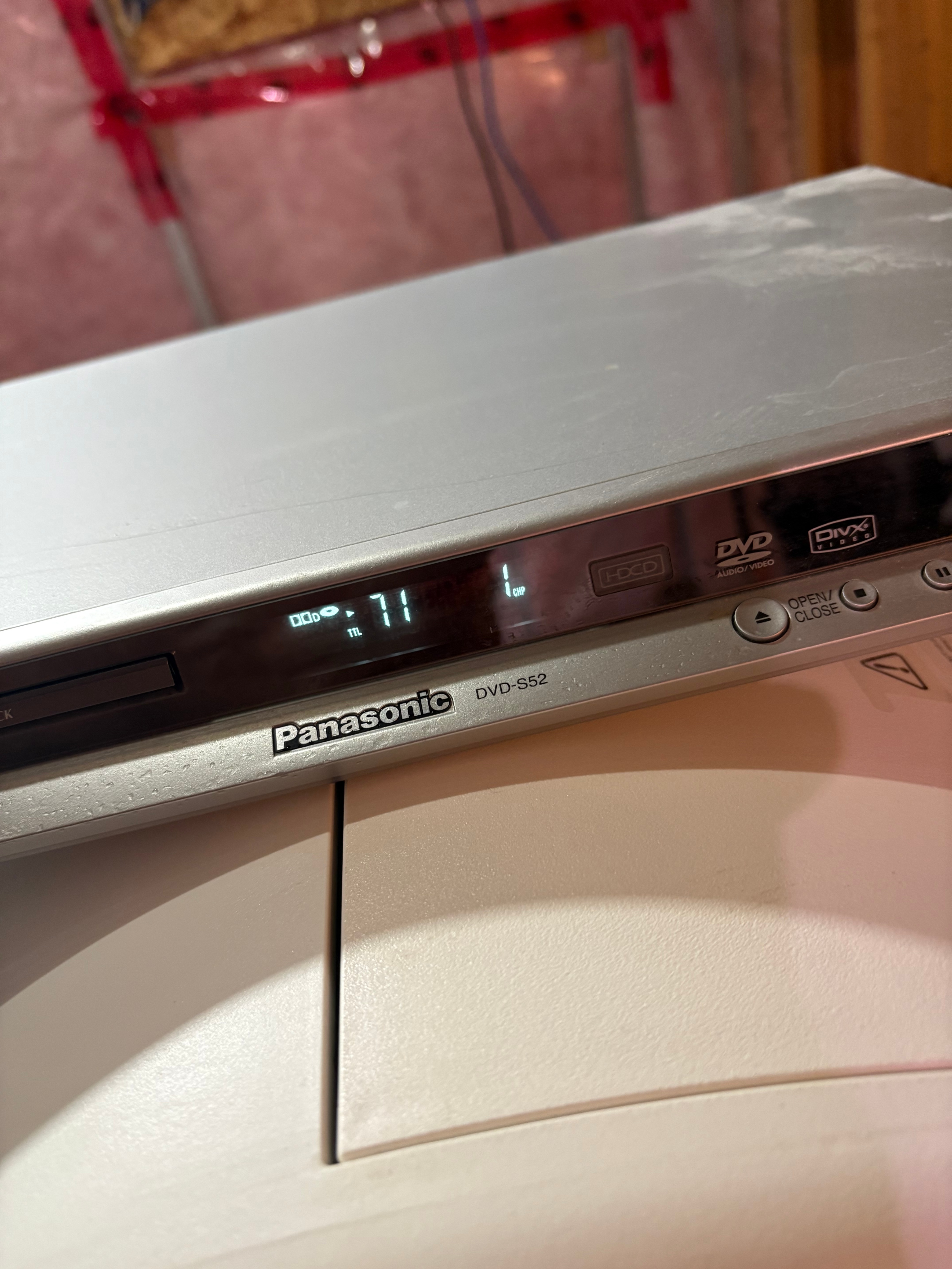 Panasonic DVD-S52 DVD Player