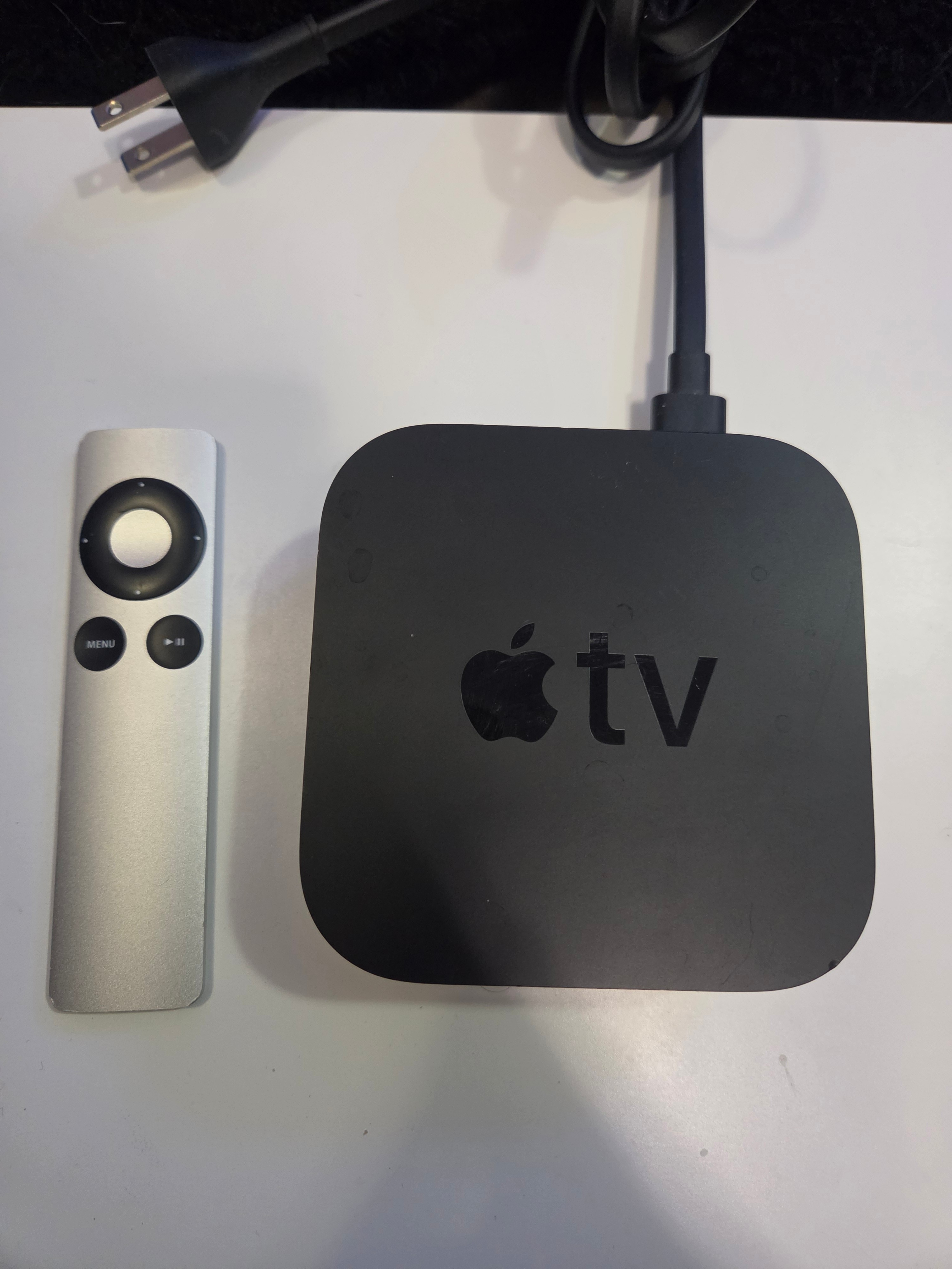 Apple TV 4k 1st Generation 32GB Model A1842 - Media Streamer -…
