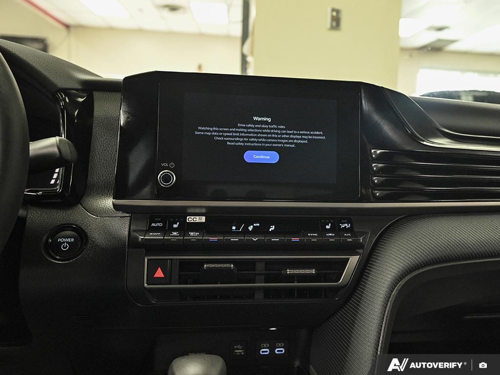 2026 Toyota Camry SE - photo 5