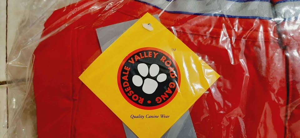Various sized dog bodysuits jackets in red. Raincoats - photo 3