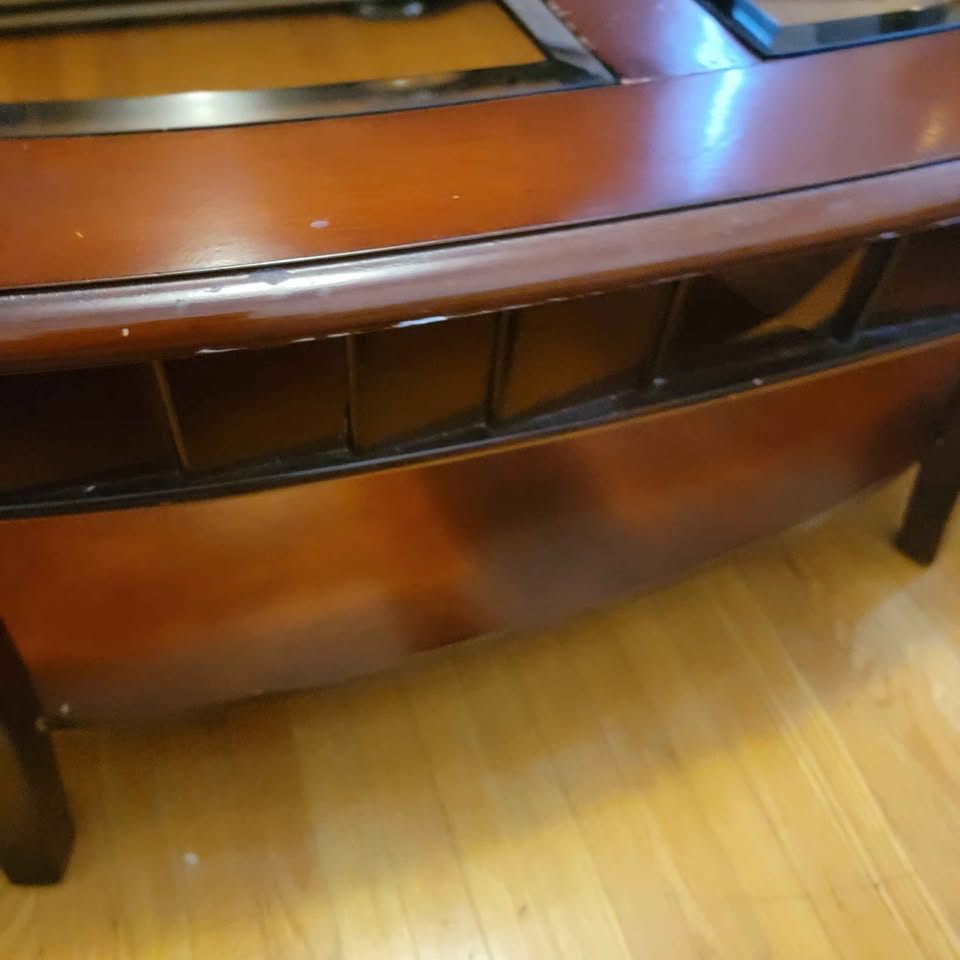 Vintage 2 tier wood and beveled glass oval coffee table - photo 4