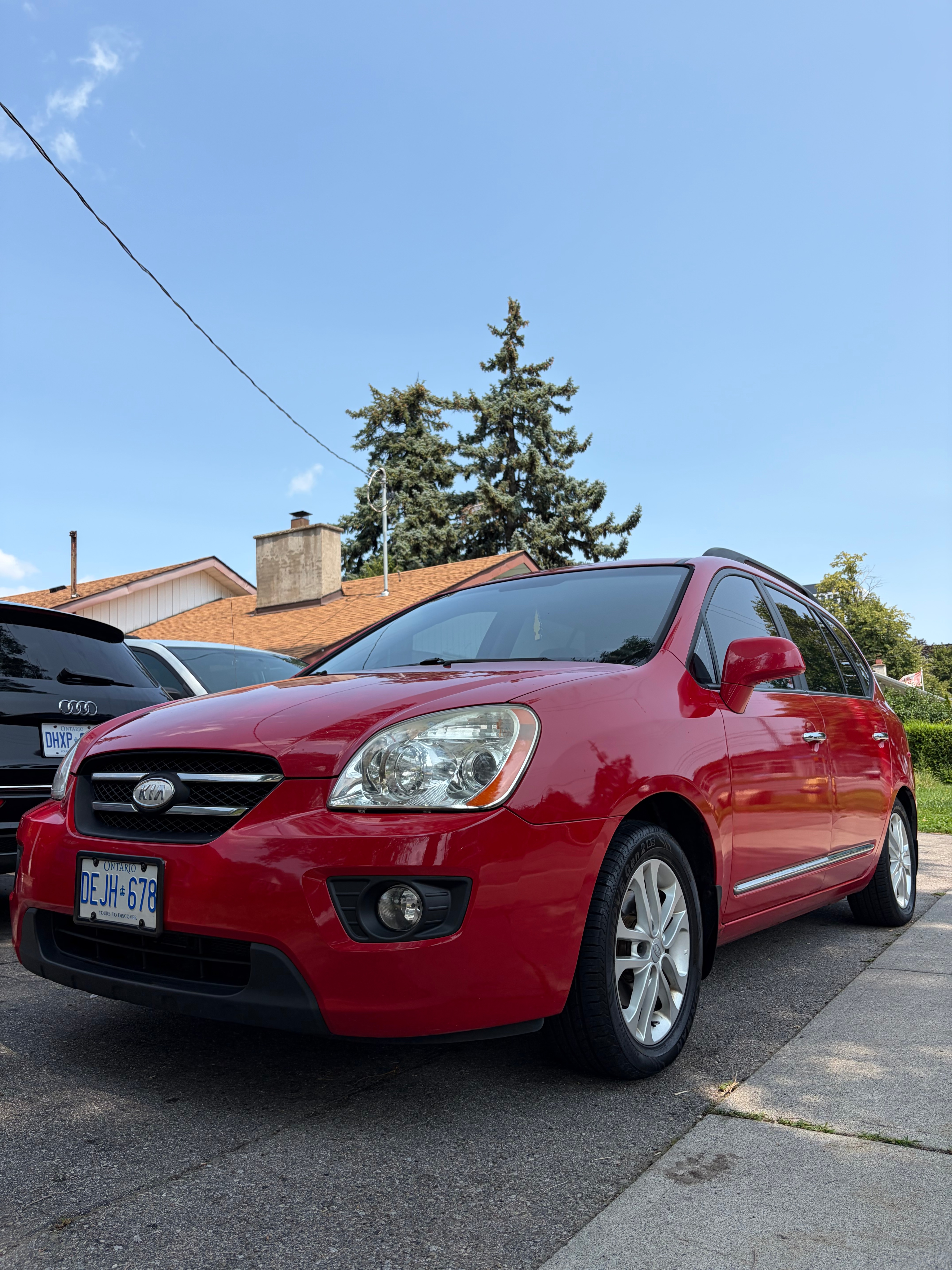 2009 Kia Rondo 2.4L – 172,000 km – Well Maintained