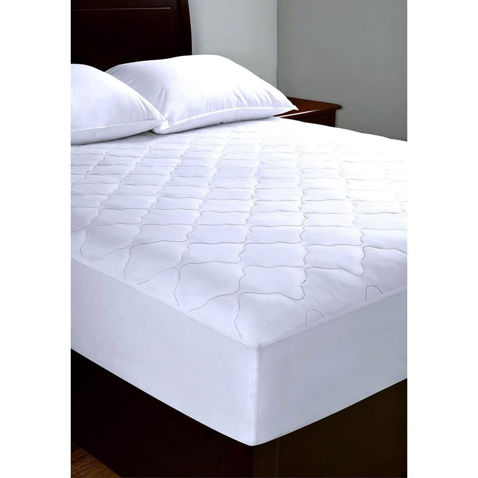 Full Size Waterproof Mattress Protector – Fits Mattresses up to