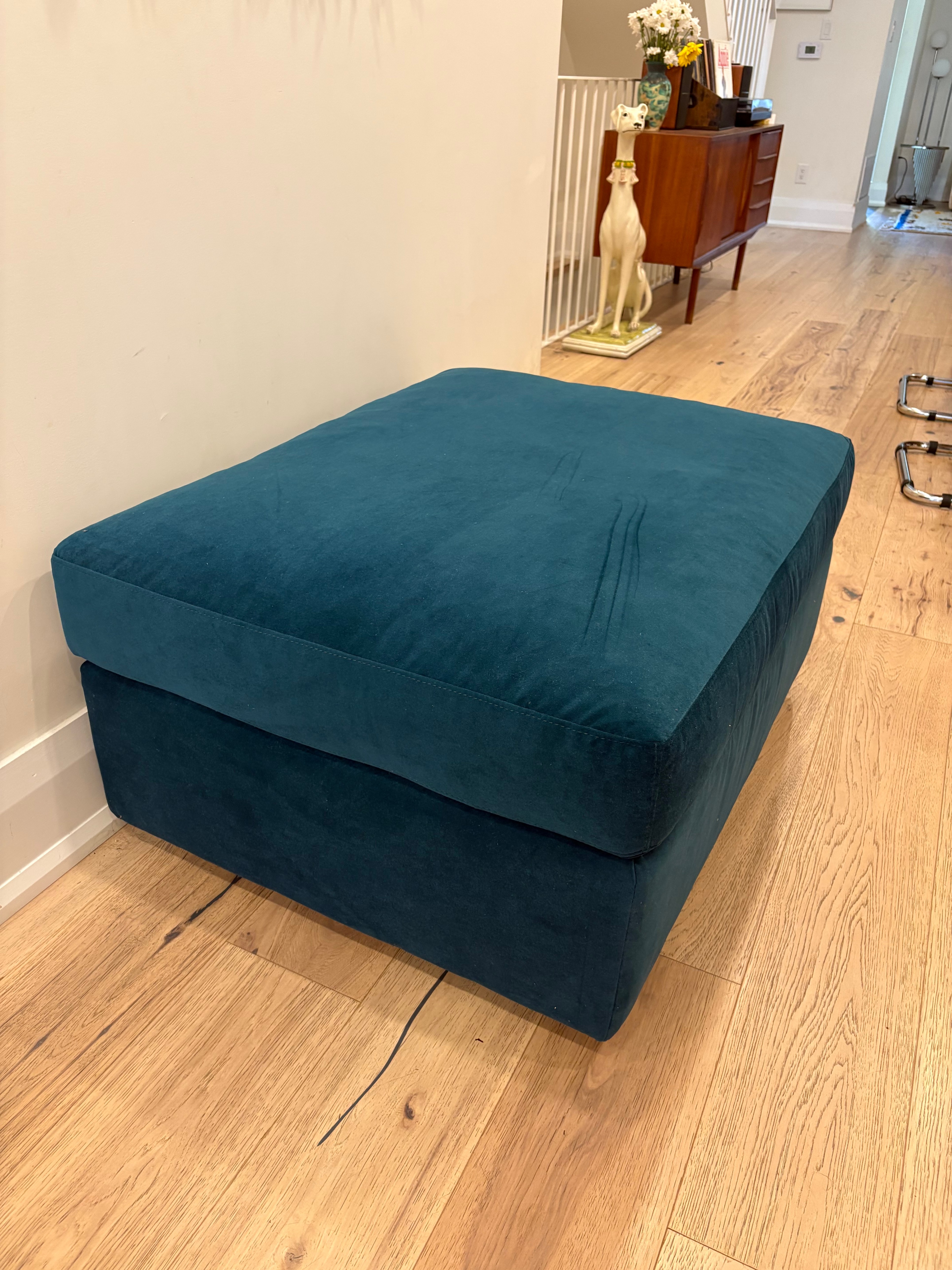 Custom-Made Teal Velvet Ottoman - photo 3