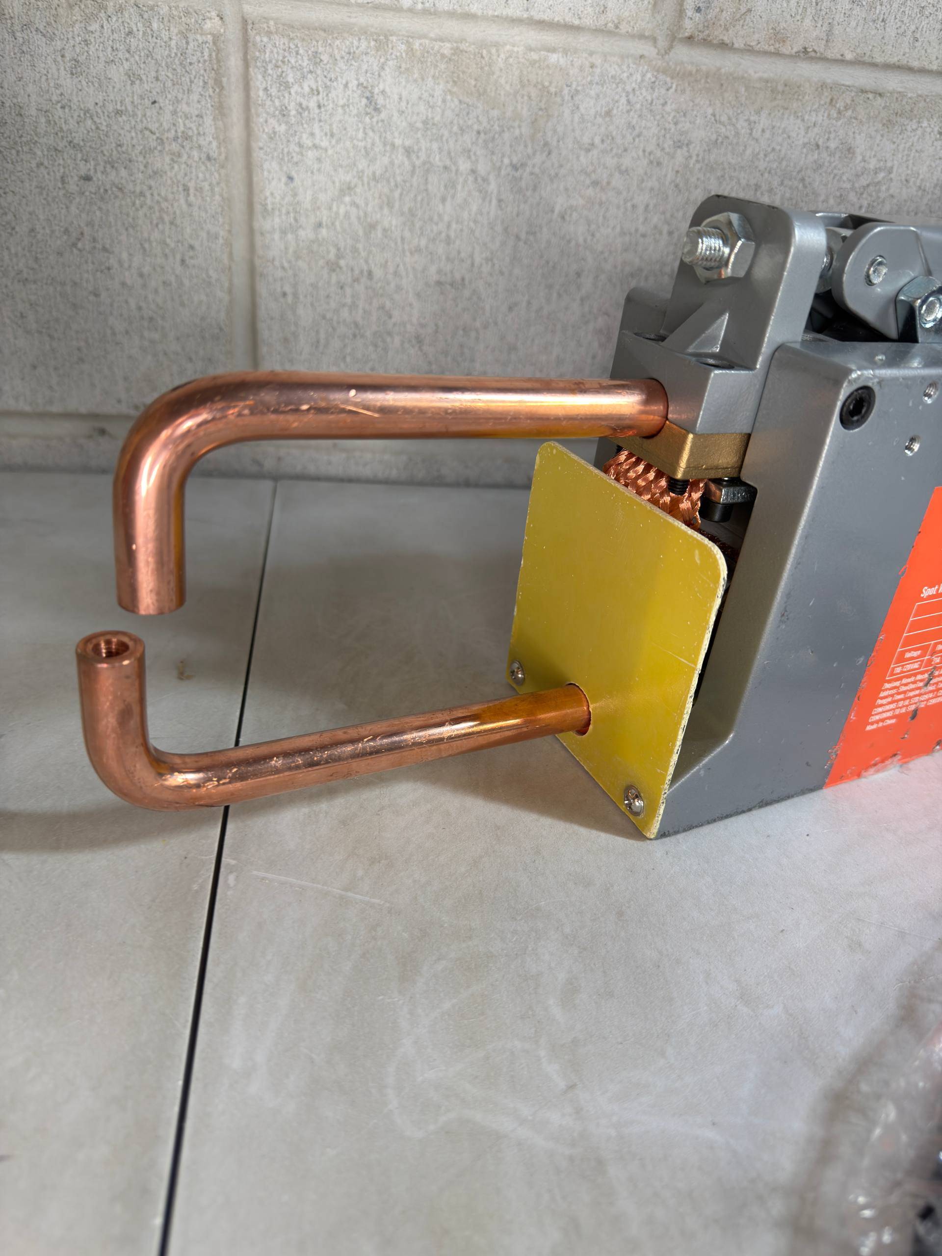 VEVOR Portable Spot Welder – 1.5KVA Handheld Spot Welding Machin - photo 3
