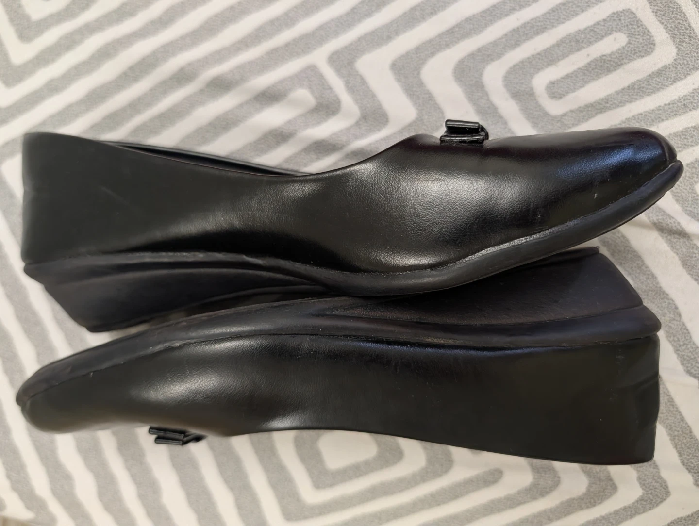 Charcoal Black Bow Wedges - photo 5