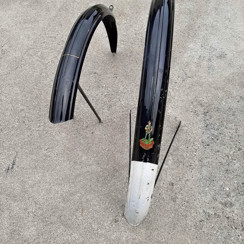 Vintage front rear fenders mudflaps Robin hood Nottingham bikes