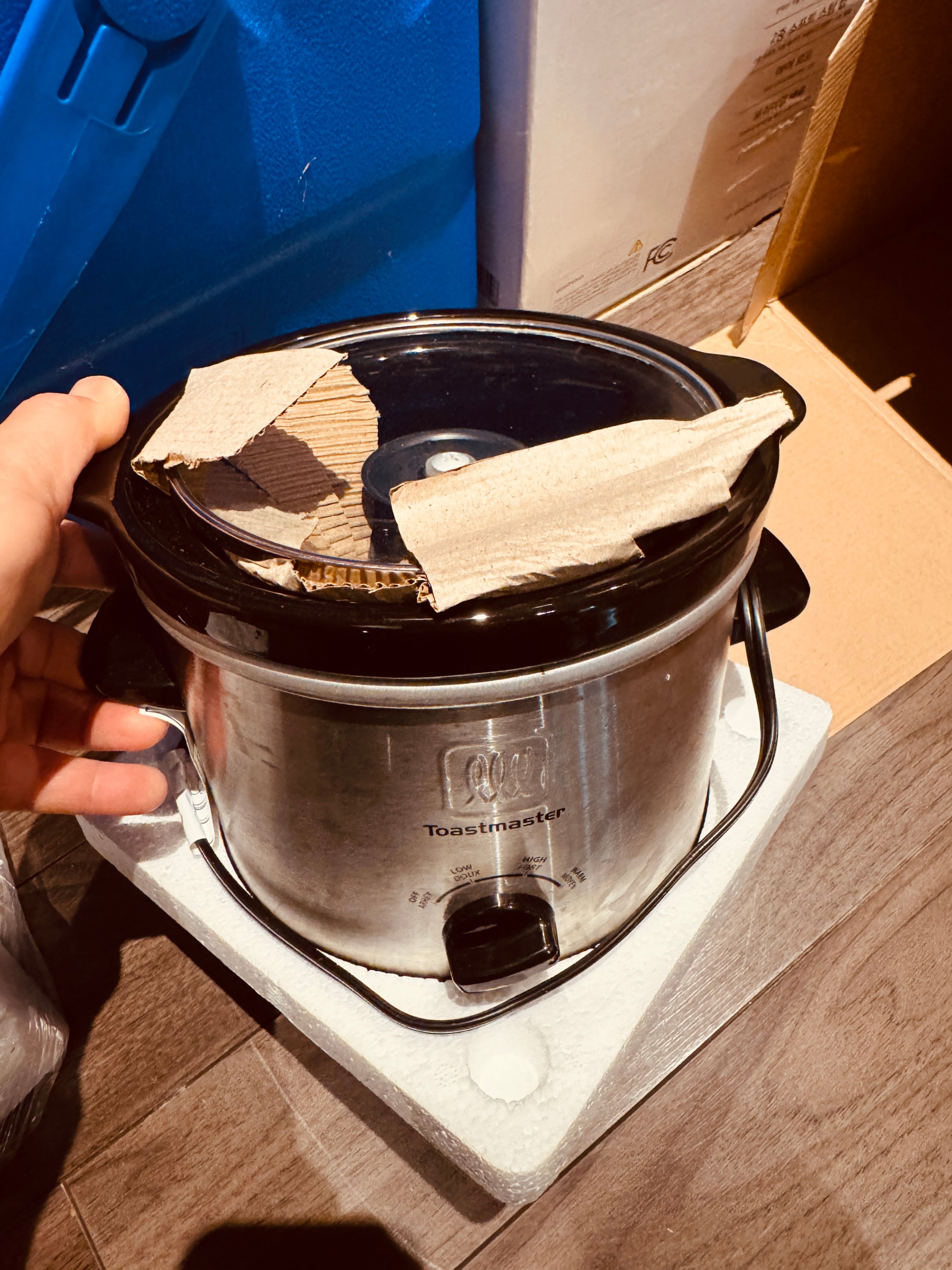 Toastmaster 1.9L Slow Cooker - photo 2