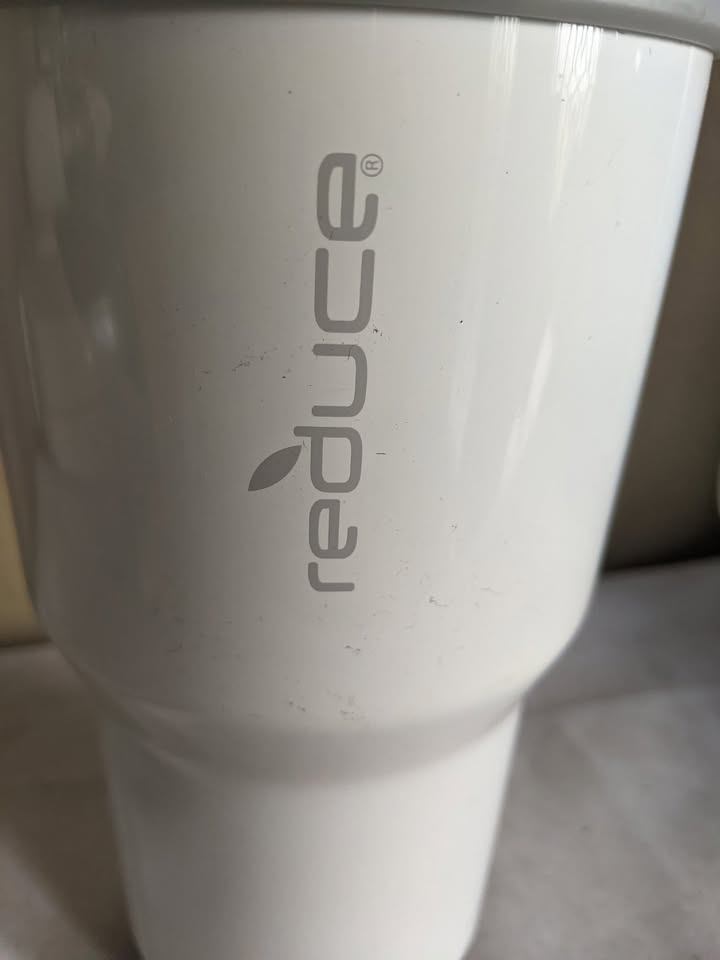 REDUCE 40 oz Tumbler with Lid, Handle and Straw, Cold to 34 hrs - photo 3