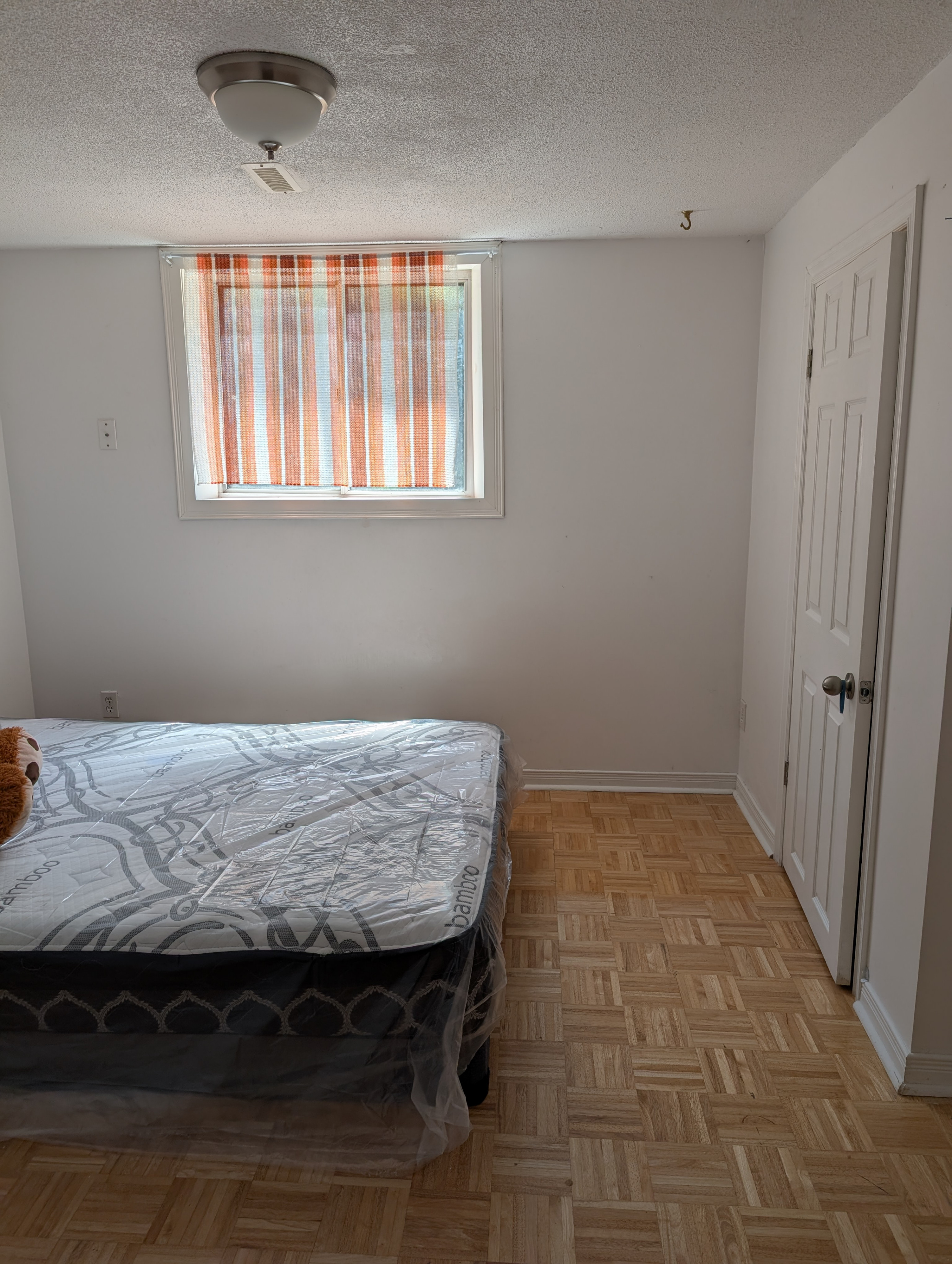 2 bed, 1 bath basement for rent - photo 5