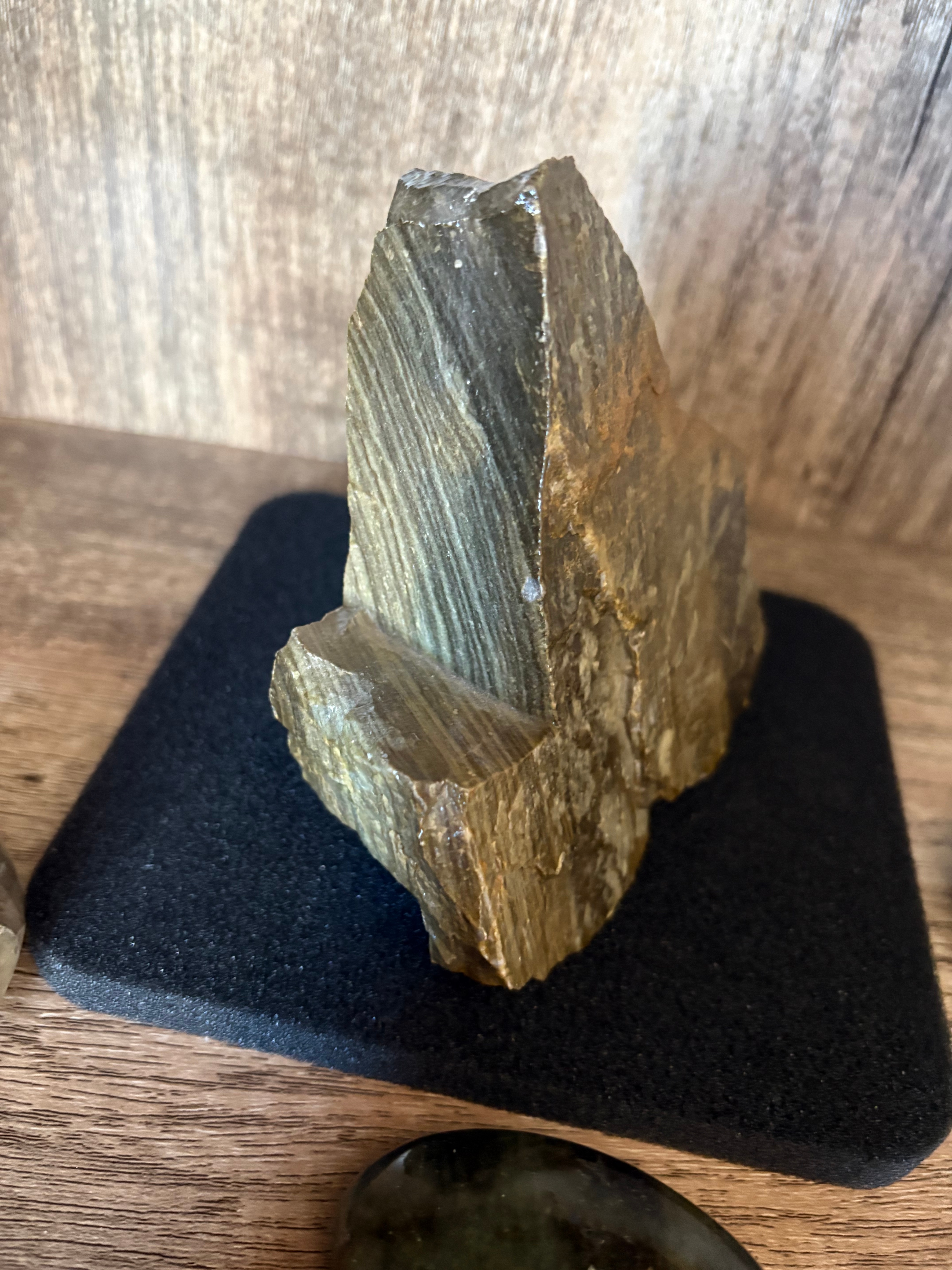 Natural Solid Rock from the Canadian Rockies - photo 2