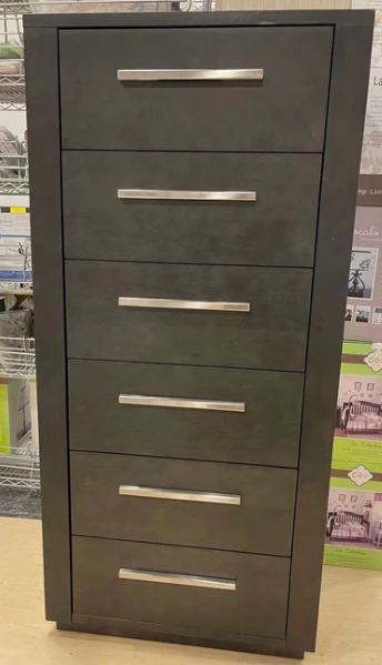AP Industry 6 drawer dresser regular retail $1000 display $300