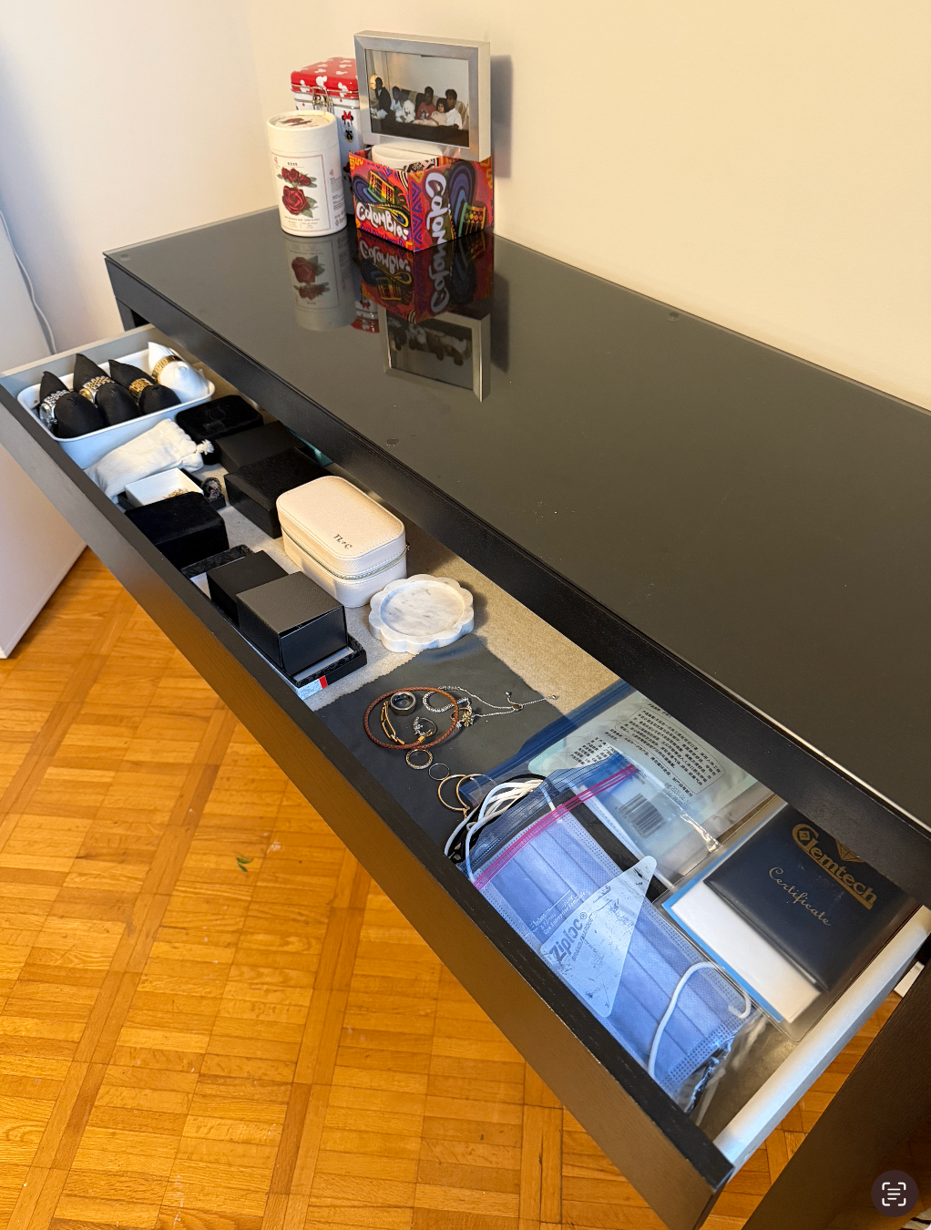 IKEA MALM Dressing Table - photo 2