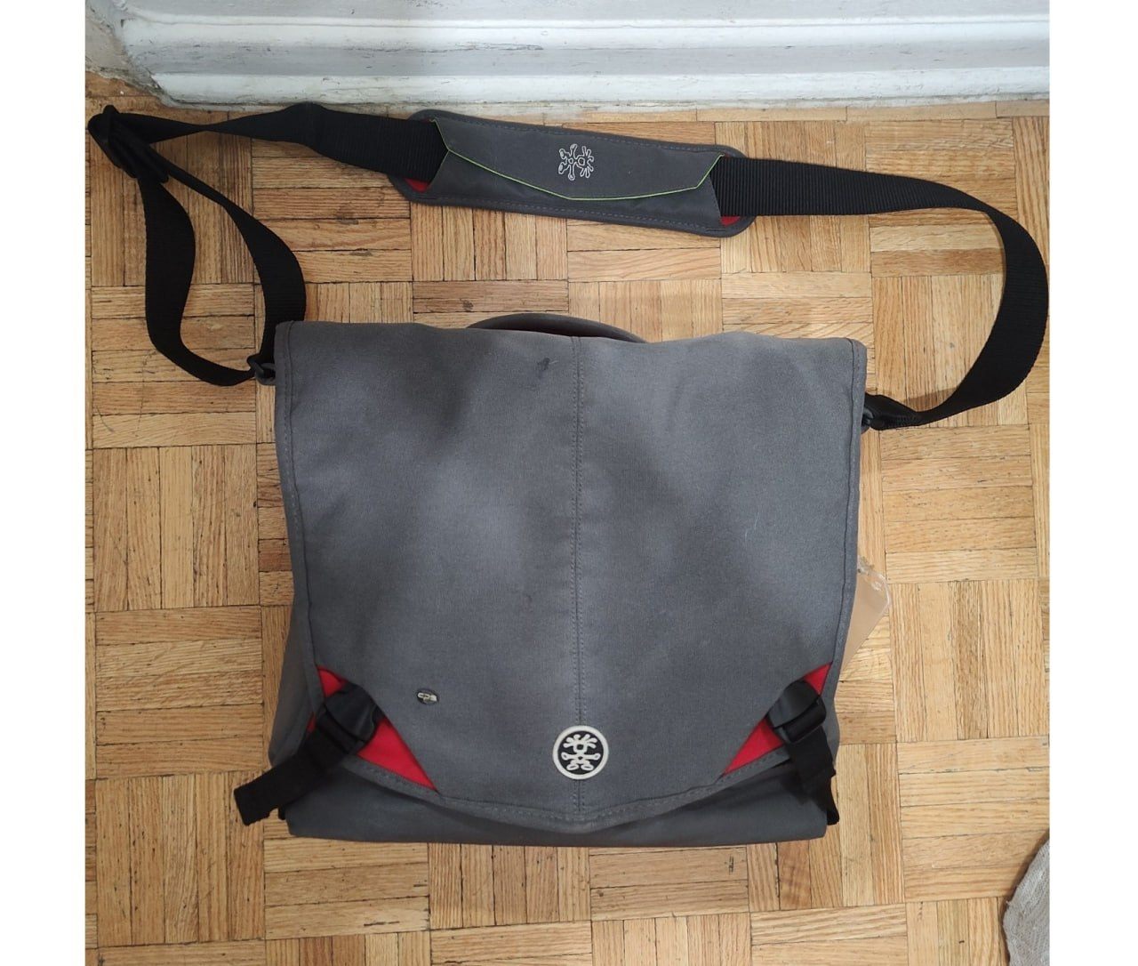 Crumpler 7 Million Dollar Home Camera Bag (Model: MD-07-09A)