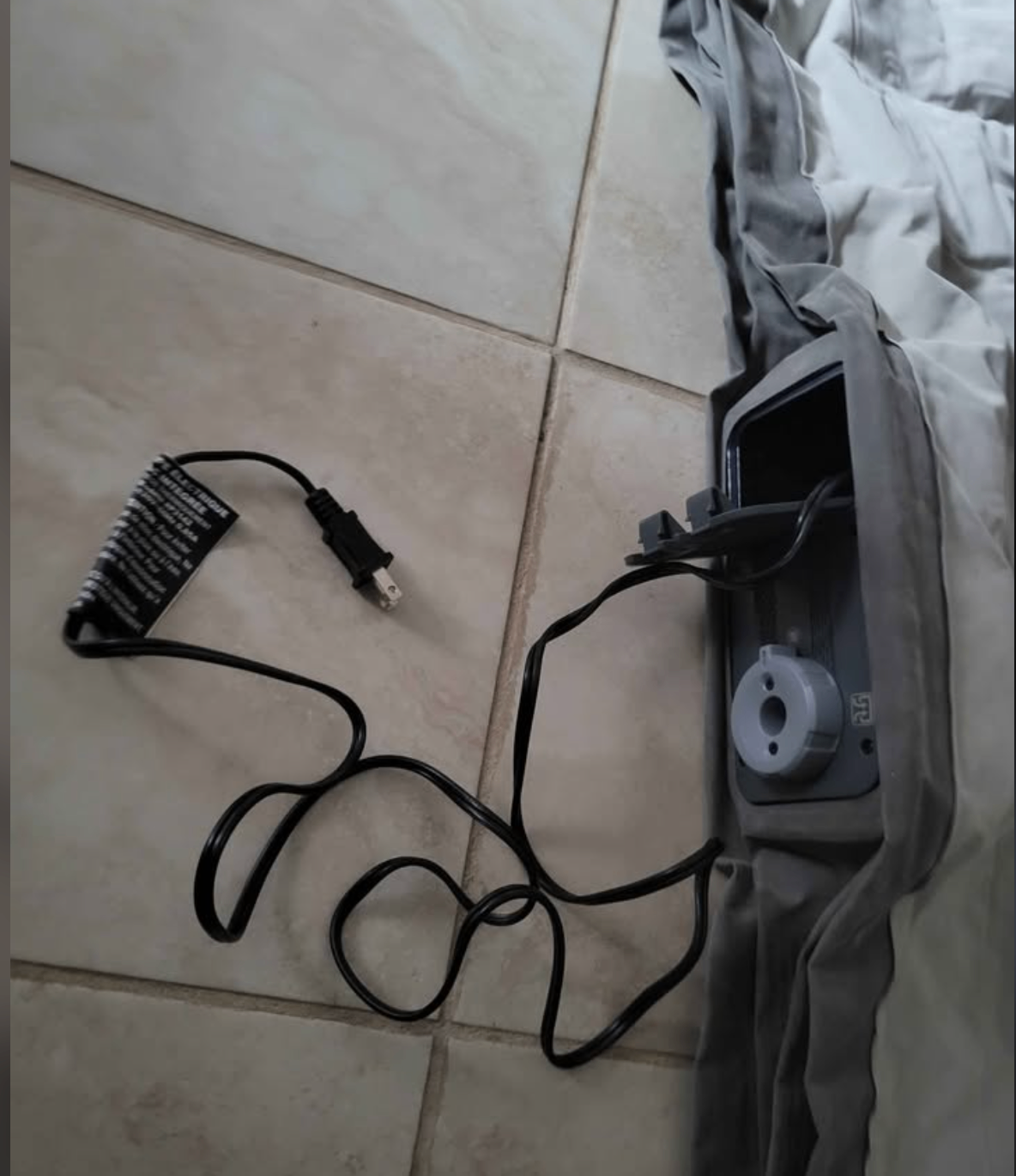 Queen Air Mattress - photo 2