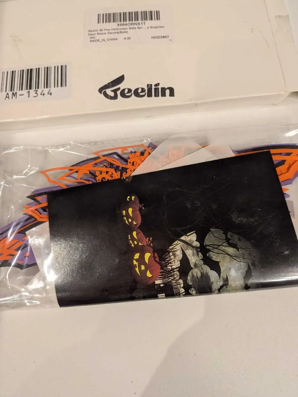 Geelin 60 Pcs Halloween Bat Wall Decals - photo 4