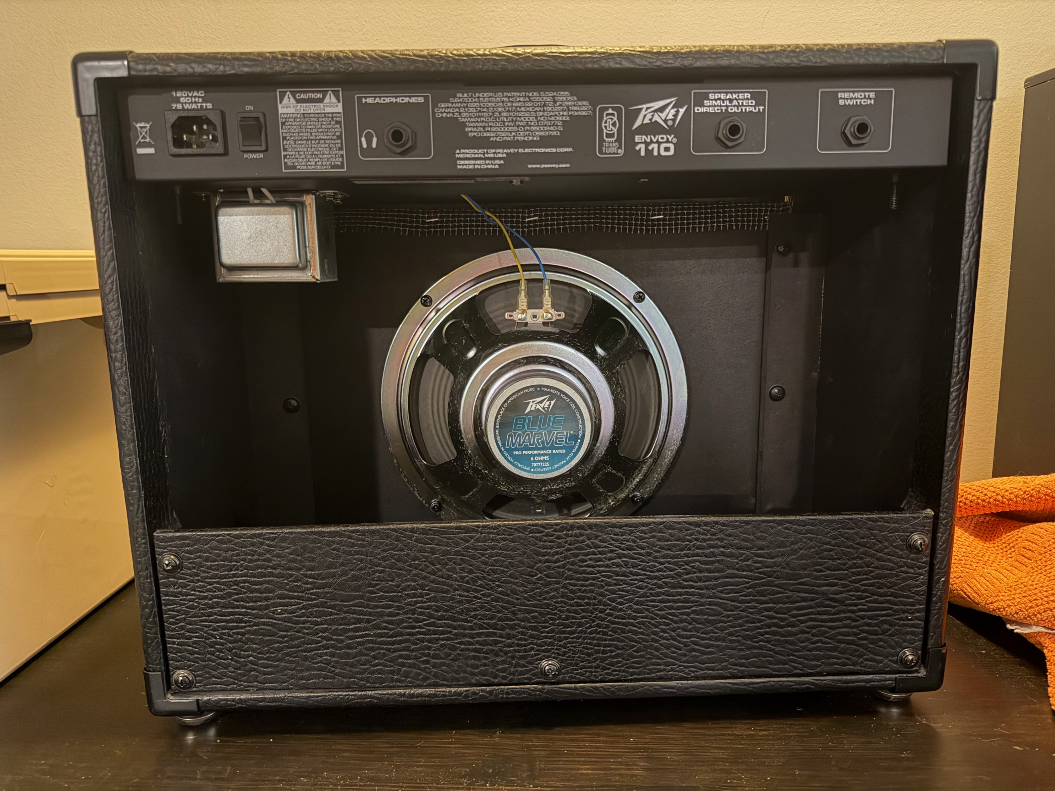 Peavey Envoy 110 guitar amp with footswitch (40W, 10") - photo 2