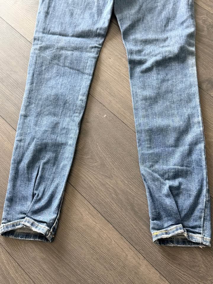Levi's 513 Boyfriend Distressed Jeans