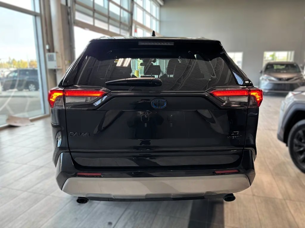 2024 Toyota RAV4 Hybrid - photo 4