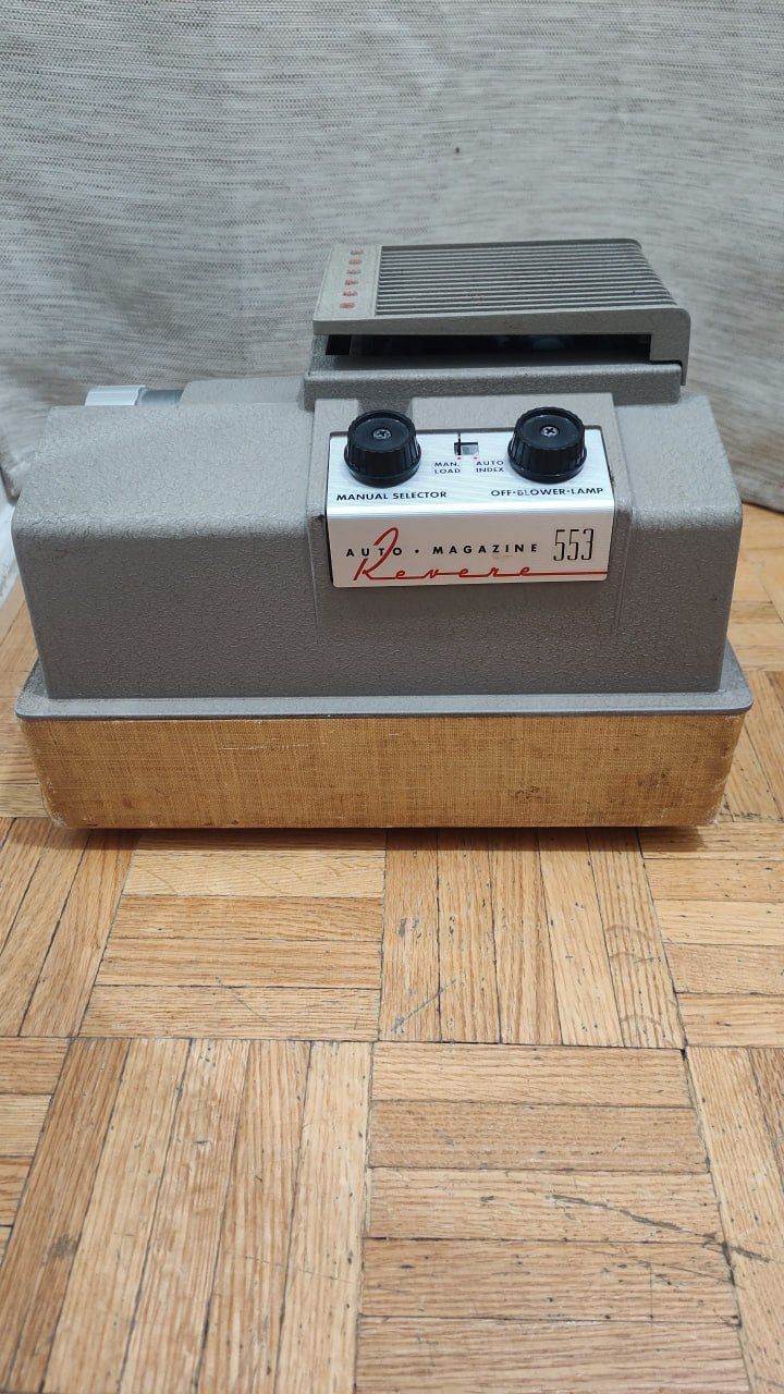 Vintage Revere 553 Slide Projector (No Power Cord) - photo 5