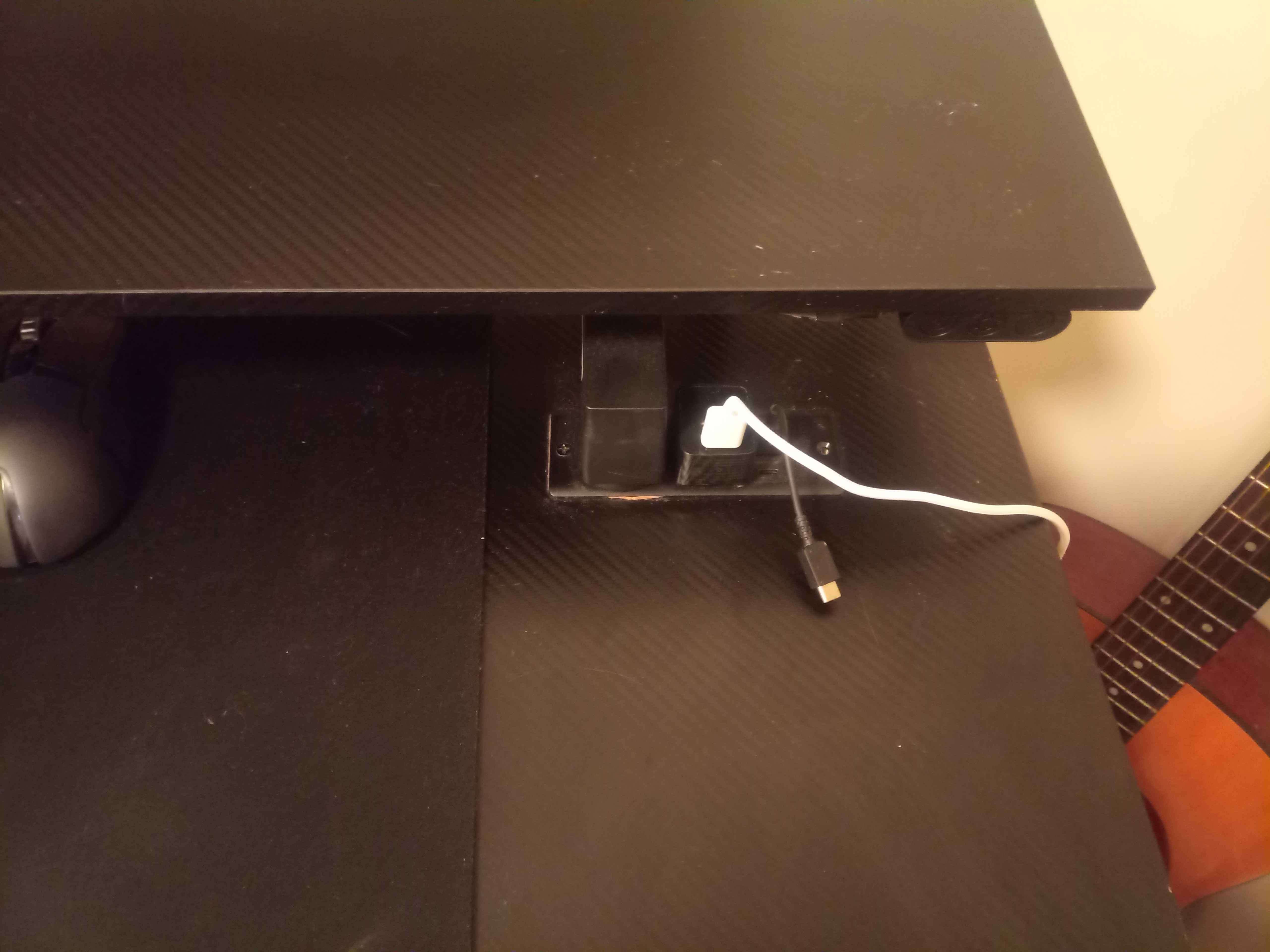 PC desk - photo 3