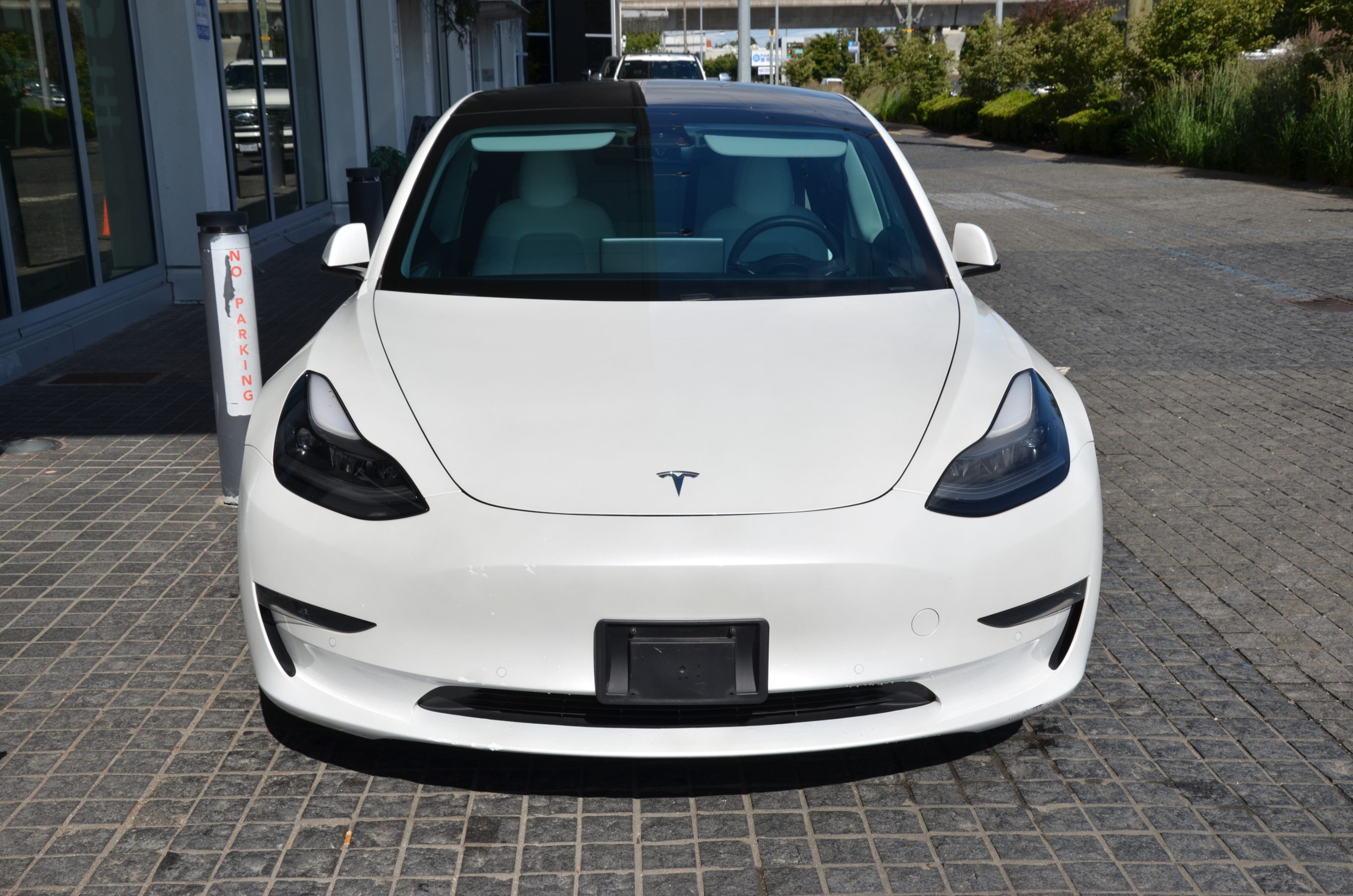 Beautiful 2021 Tesla Model 3 Standard Range Plus RWD