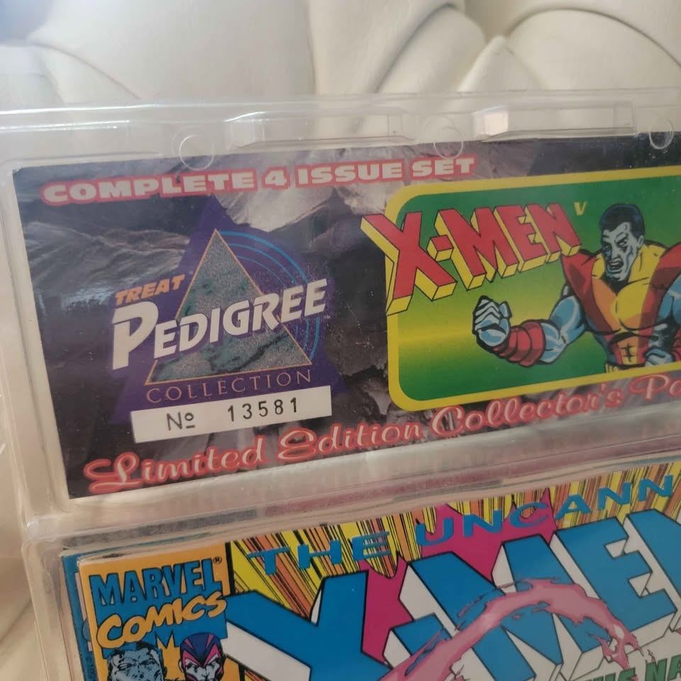 1993 Treat Pedigree Collection blister pack contains a curated - photo 3