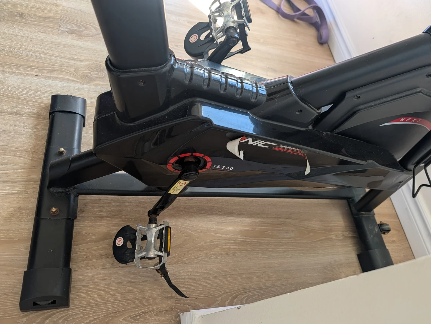 ALTRAX Exercise Bike - 30 lb Flywheel - Black/Red - photo 5