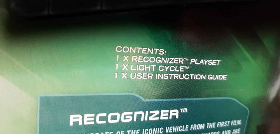TRON Legacy Recognizer playset carry case diecast - photo 4