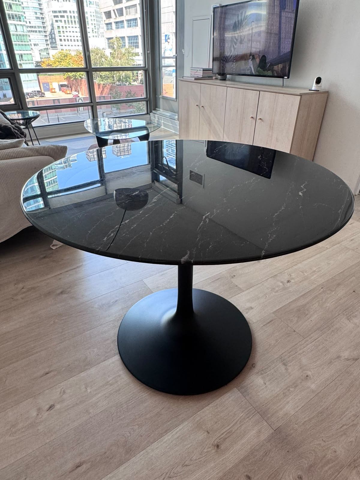 Black Round Saarinen Tulip Table, Matte Black Pedestal - photo 2