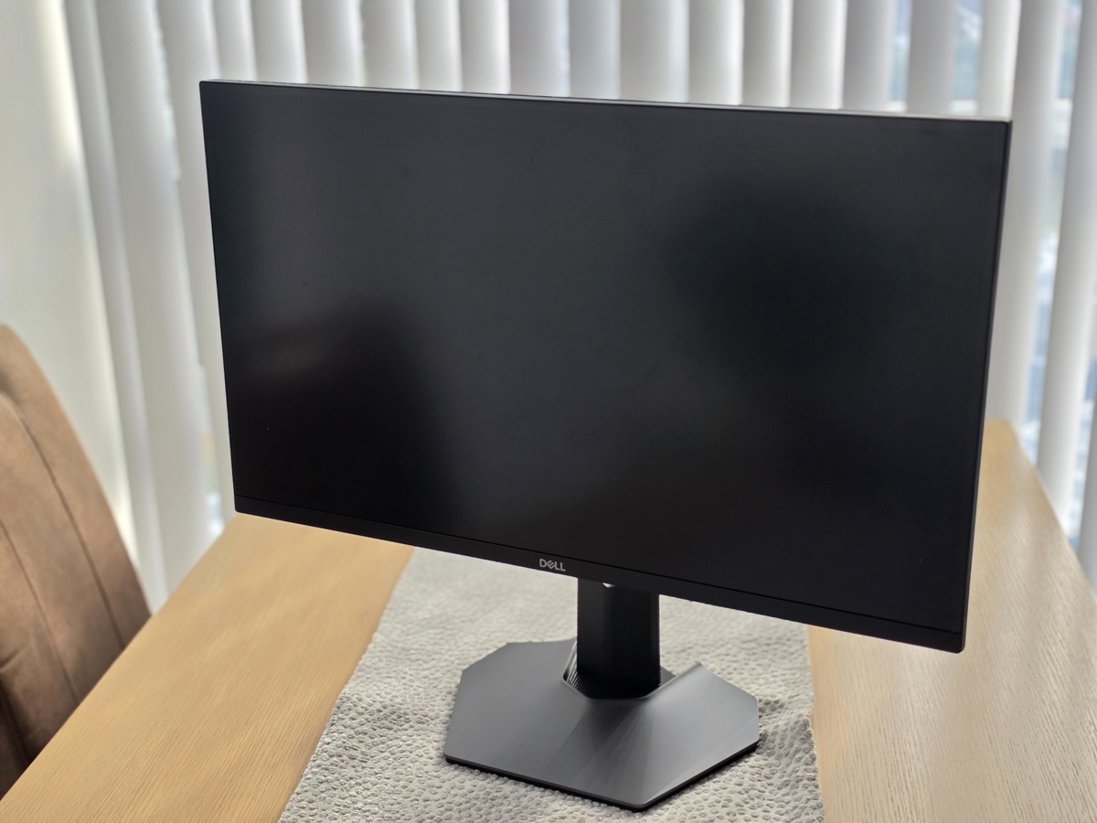 Dell S2721DGF 27" QHD 165Hz Gaming Monitor - Like New