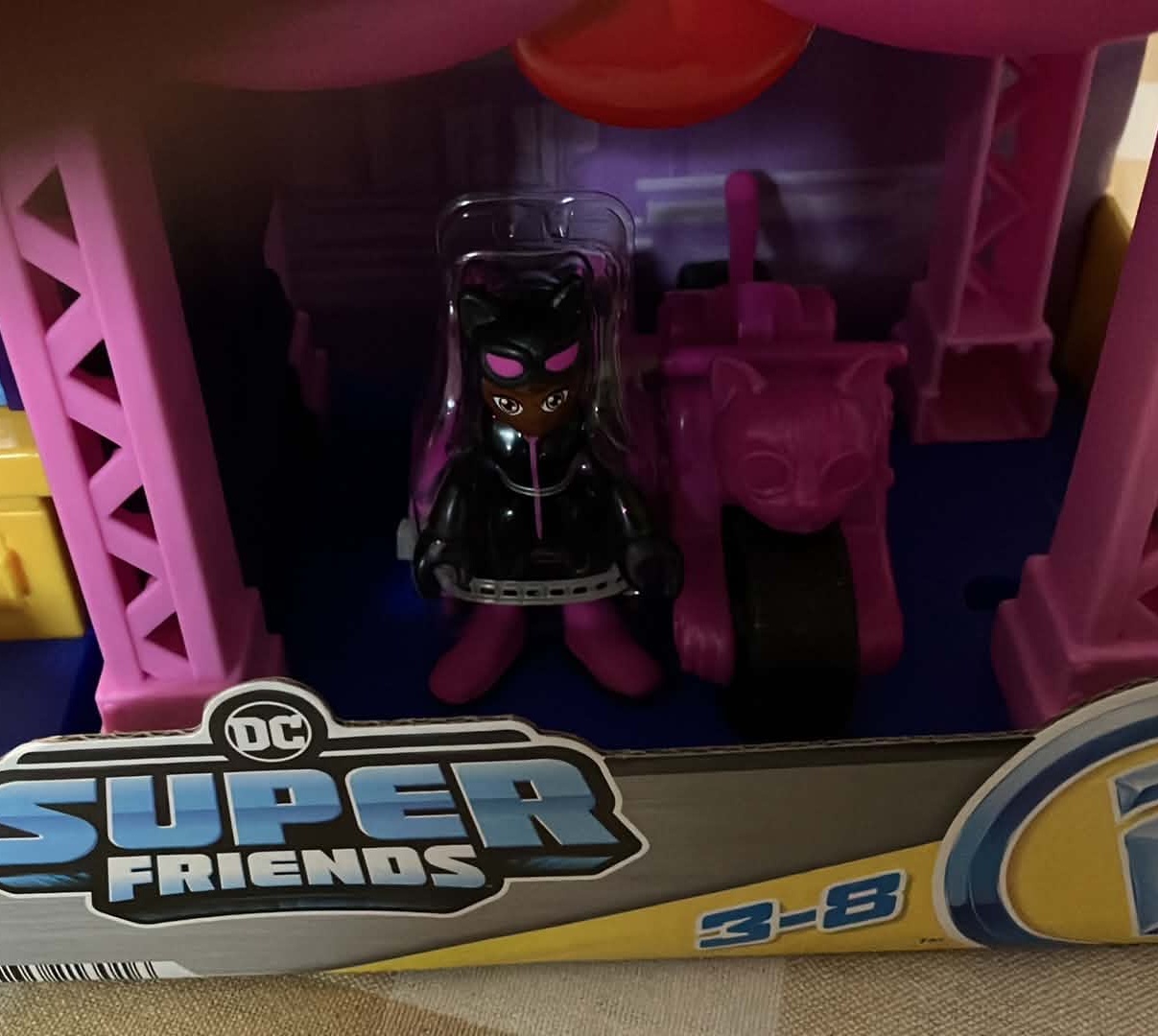 Imaginext DC Super Friends Toy Catwoman Playhouse (New) - photo 2