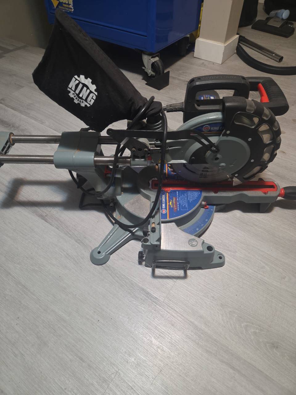 King Canada 8380 10-inch Sliding Compound Mitre Saw - photo 2