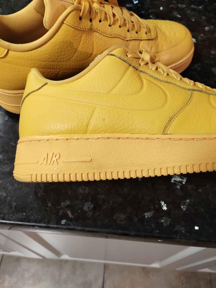 Nike Air Force 1 Waterproof Yellow Size 9 - photo 3